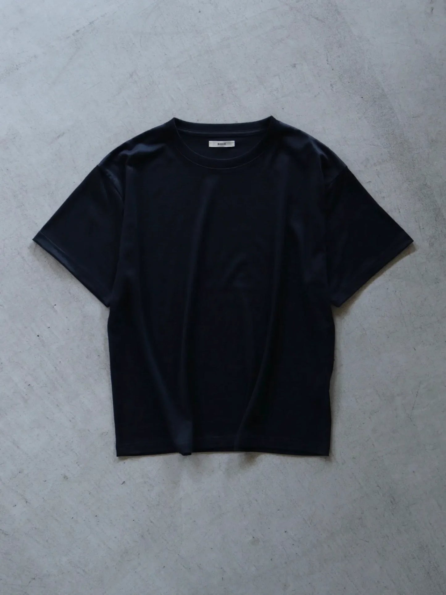 bodhi-cashmere100-tee-navy-1