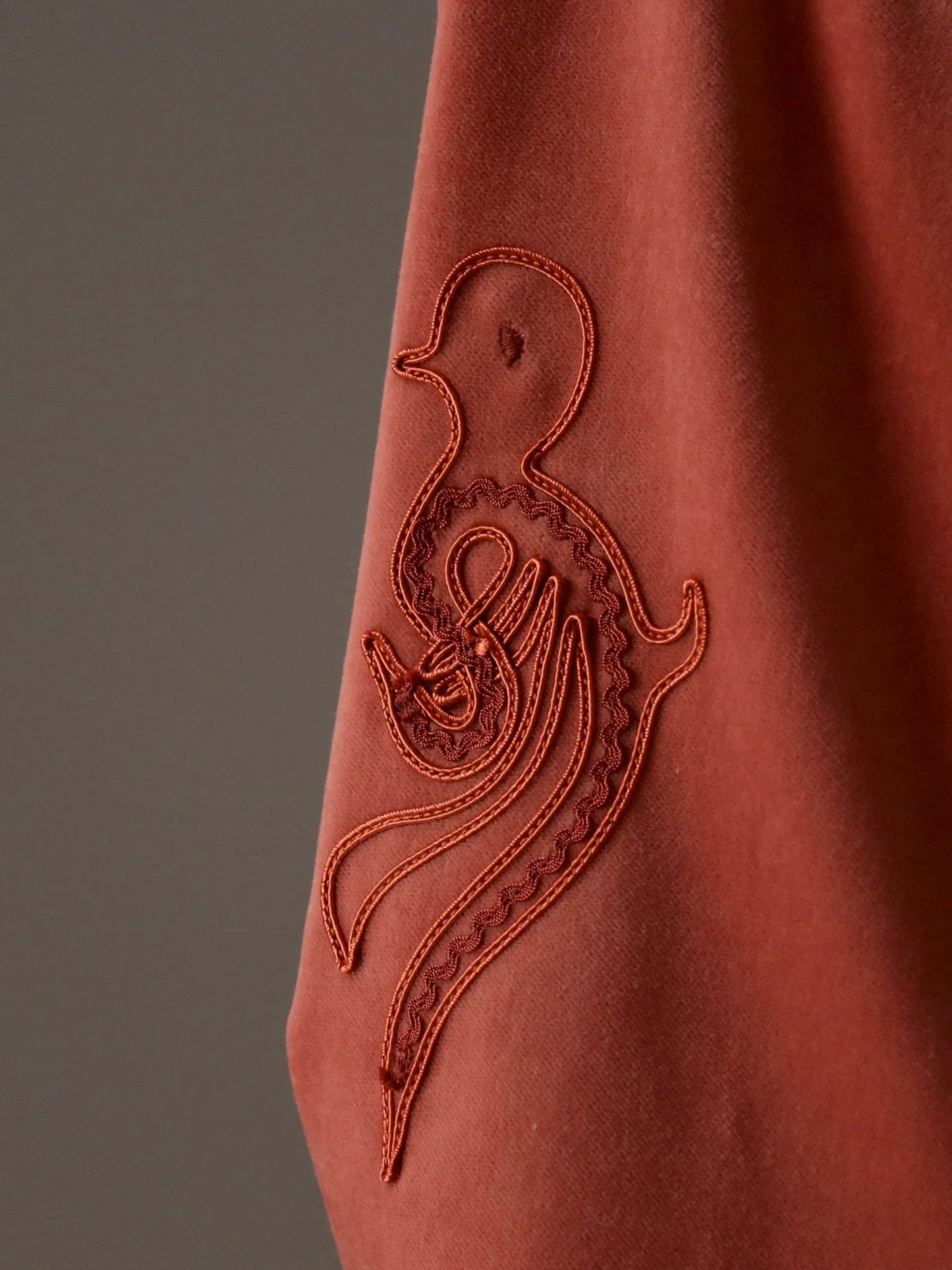 SARTO | EMBROIDERY SHORT JACKET SALMON