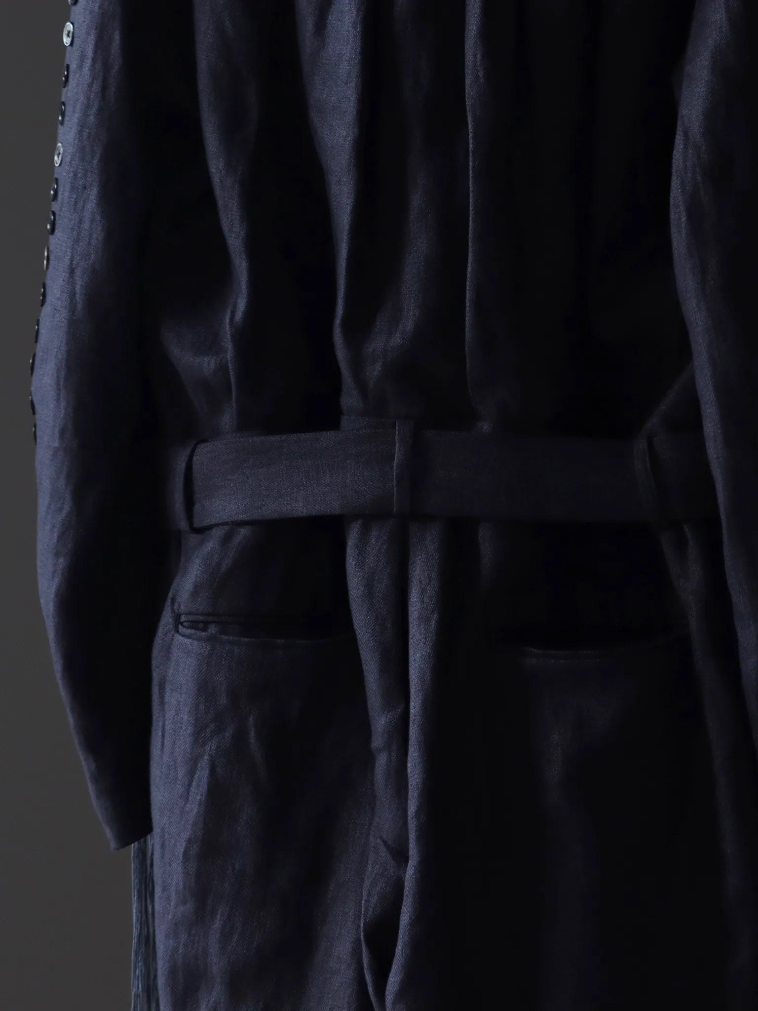 midorikawa-button-linen-jump-suits-charcoal-gray-7