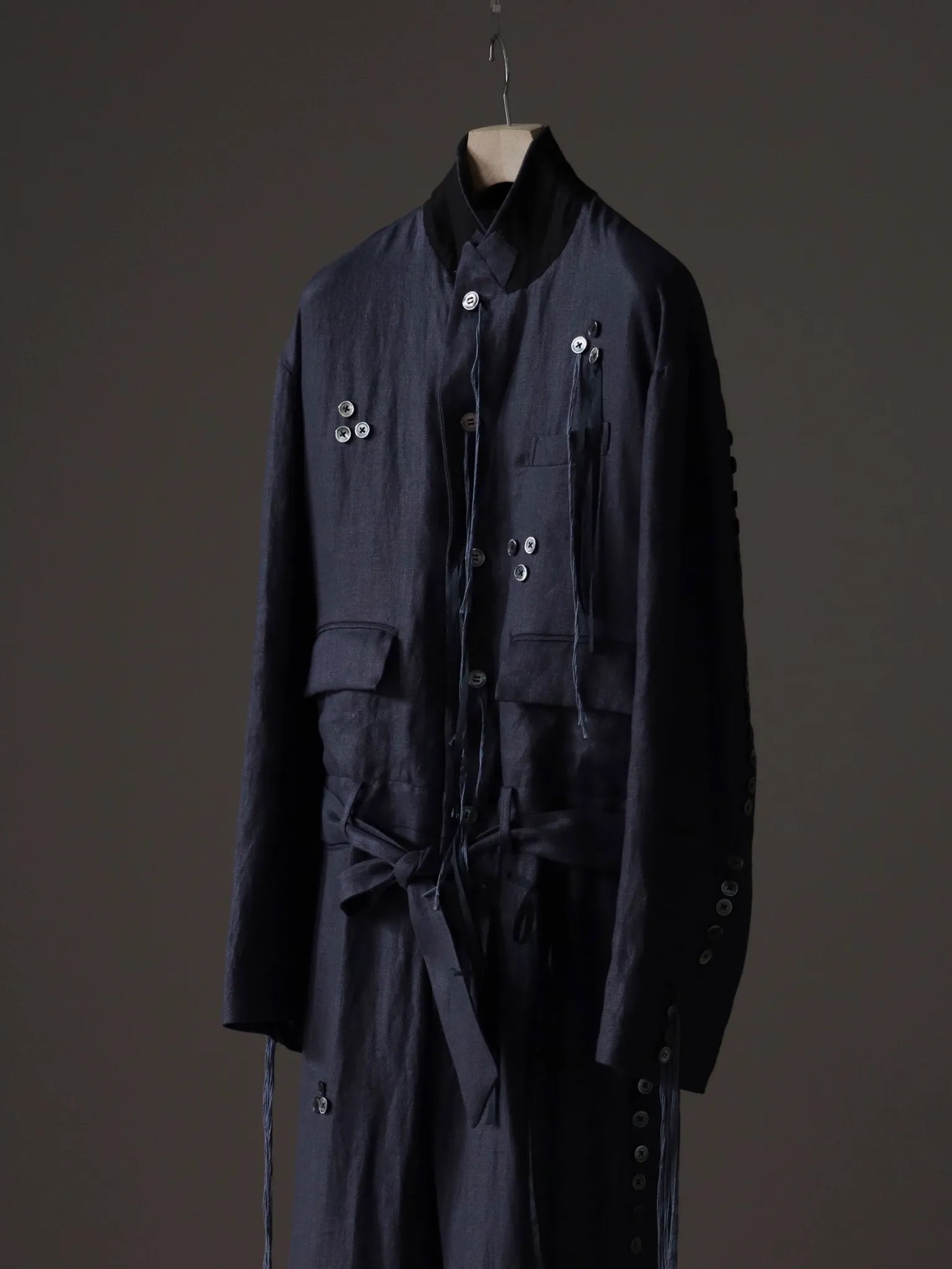 midorikawa-button-linen-jump-suits-charcoal-gray-9