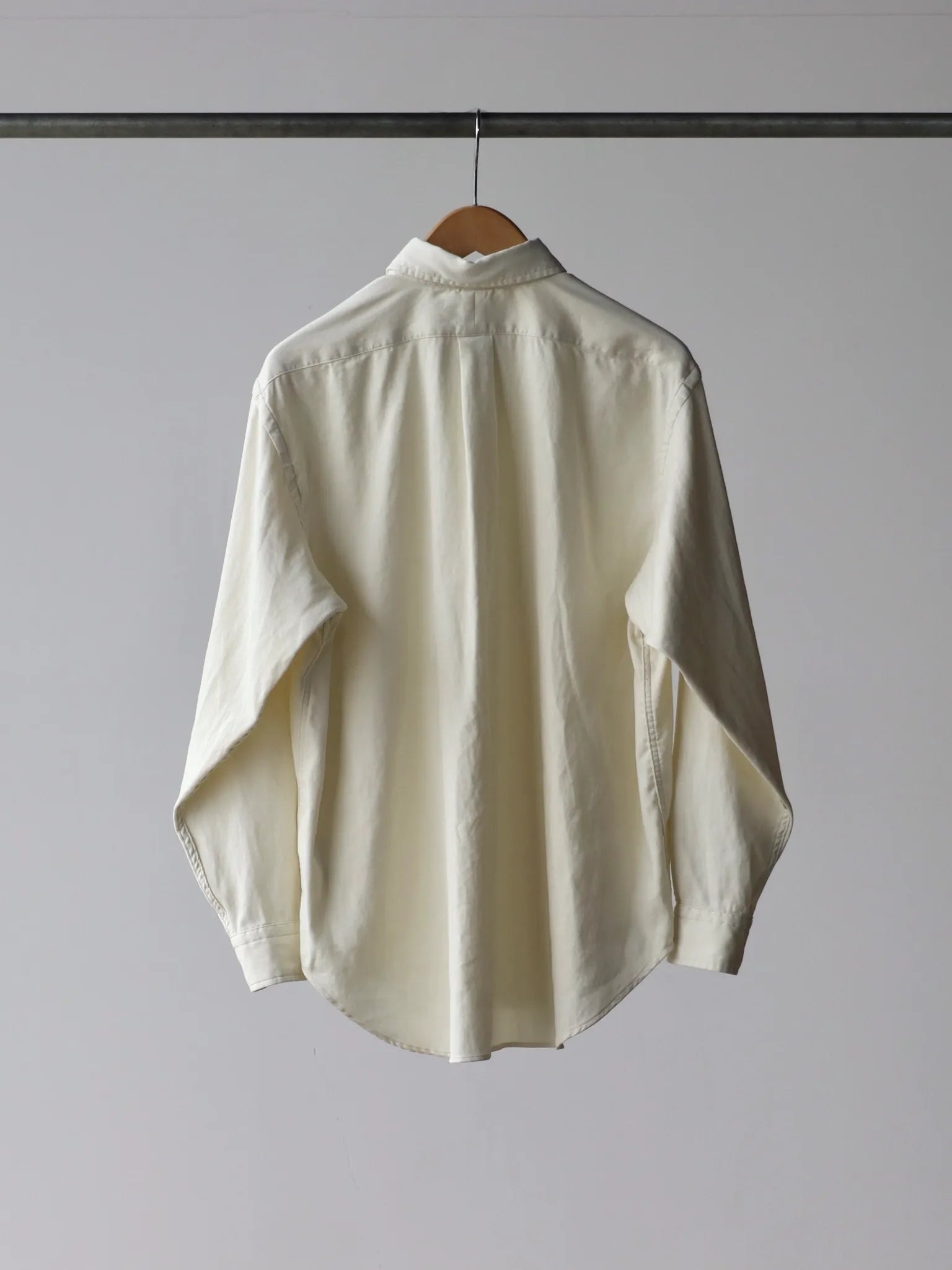 a-presse-double-weave-twill-regular-collar-shirt-sand-2
