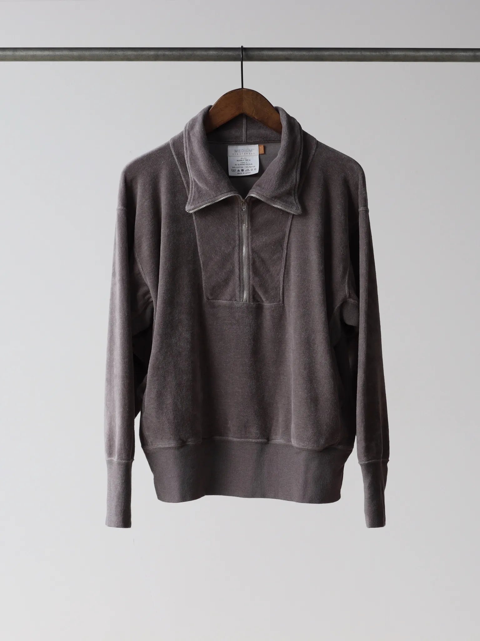 MEDIUM SPORTSWEAR ベロア セットアップ MEDIUM SPORTSWEAR ベロア セットアップ
