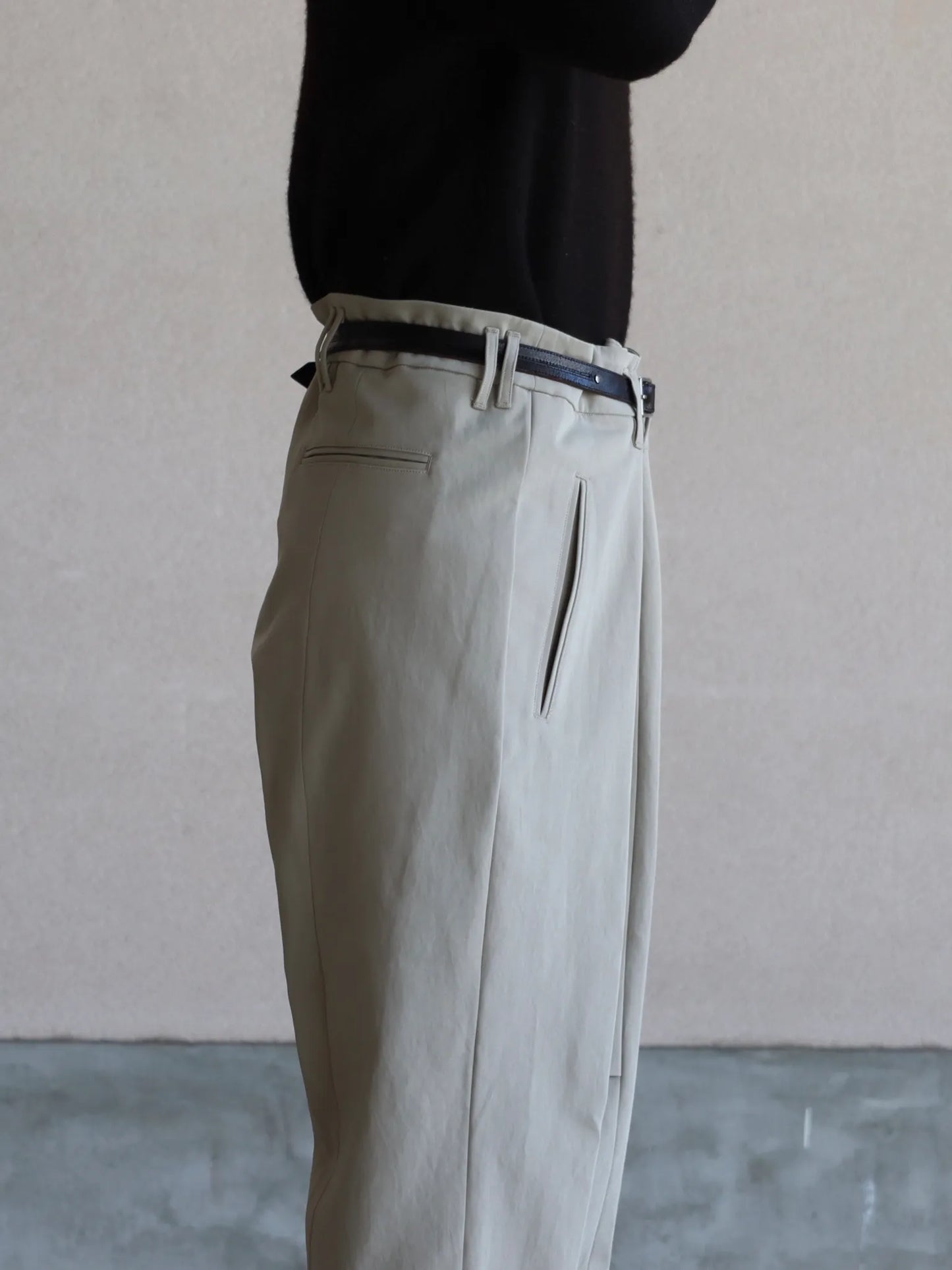 nonnotte-draping-crotch-trouser-type-a-smoke-grey-9