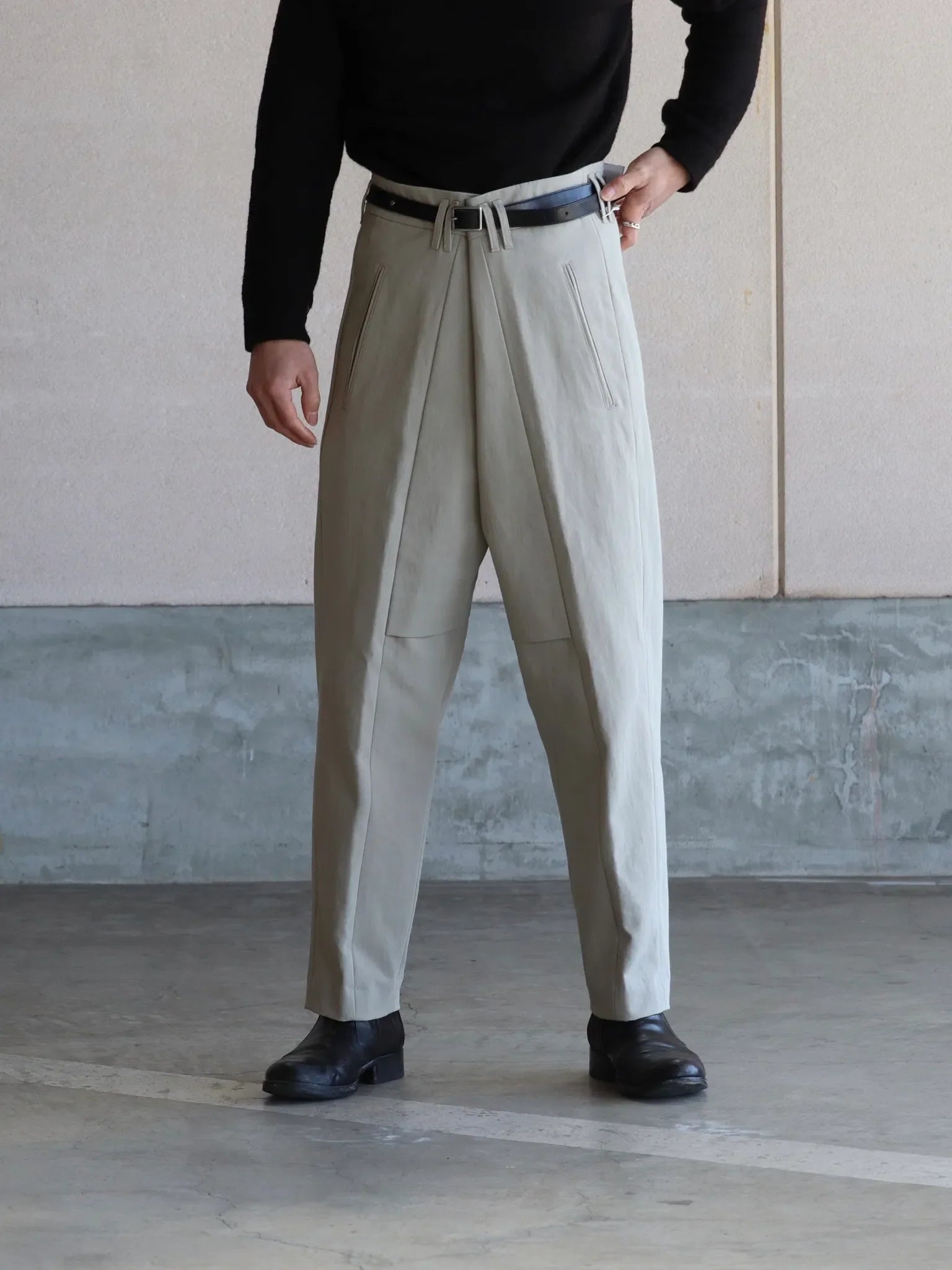 nonnotte Draping Crotch Trouser Type A Smoke Grey | CASANOVA&CO