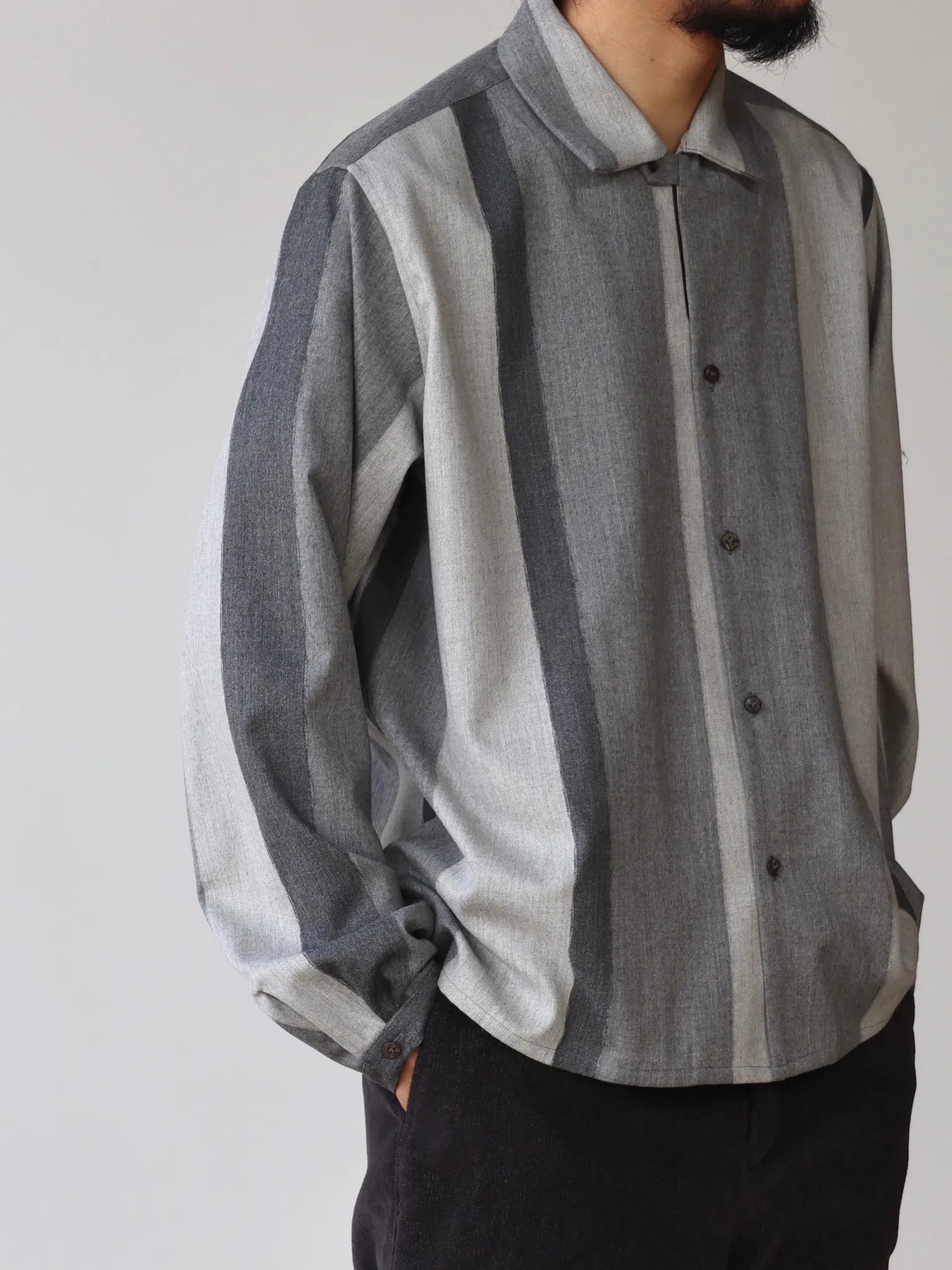 amachi-texture-fluctuation-shirt-gray-7