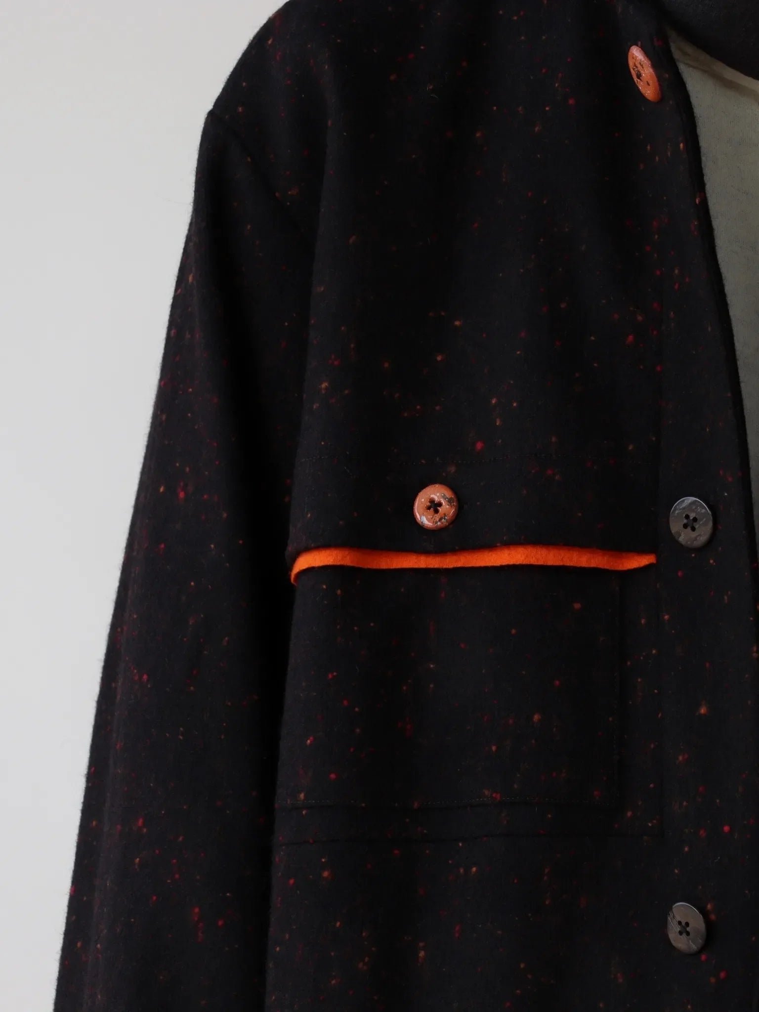 amachi-over-laid-coat-black-orange-2