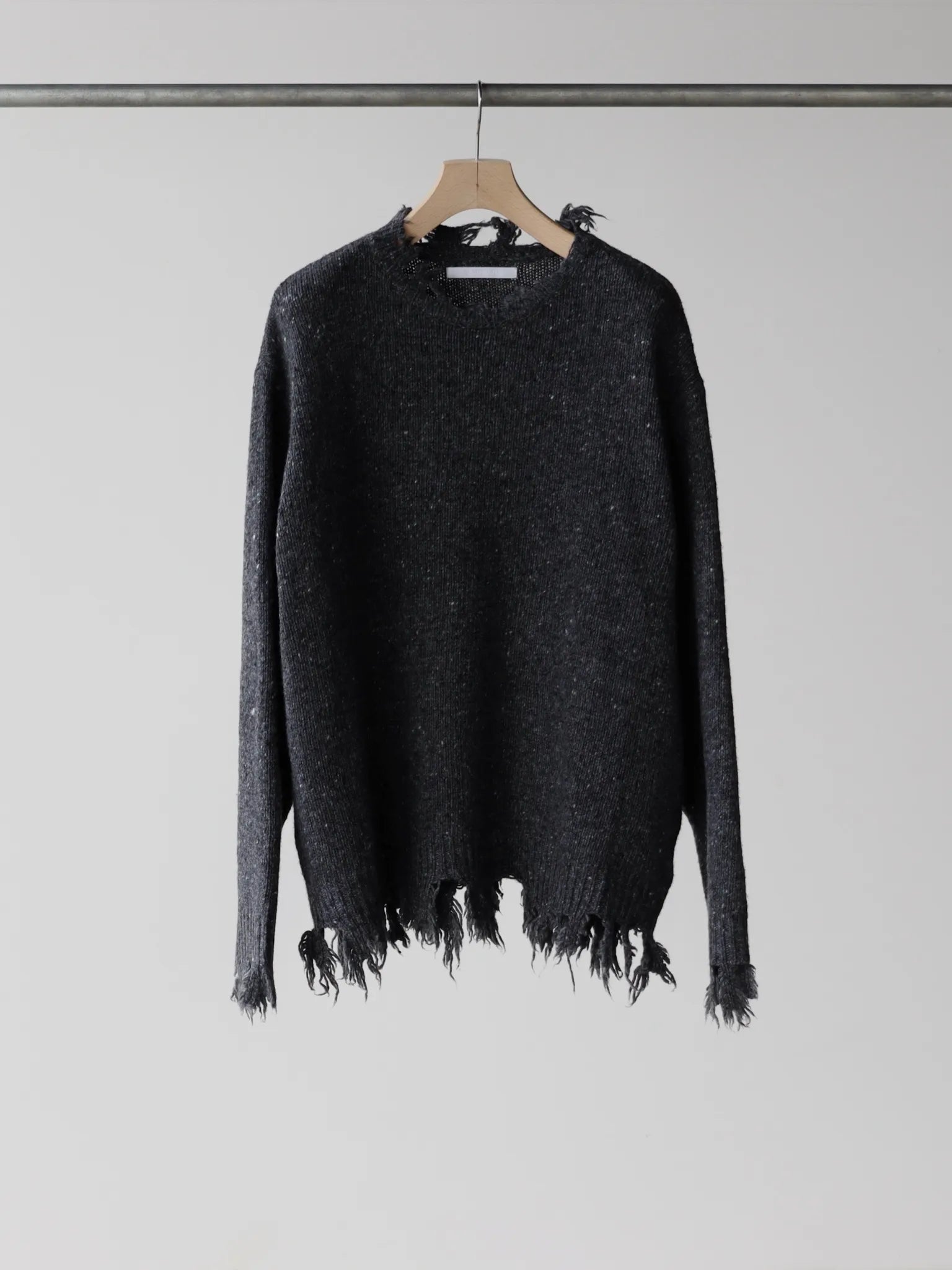 sean-suen-knit-dark-grey-1