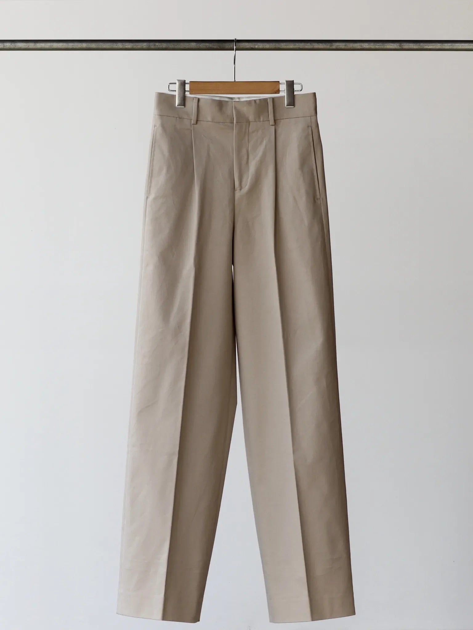 sean-suen-trousers-khaki-1