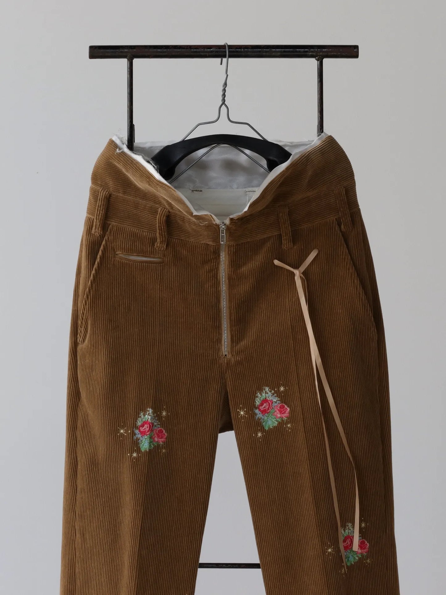 midorikawa-corduroy-slacks-camel-embroidery-5