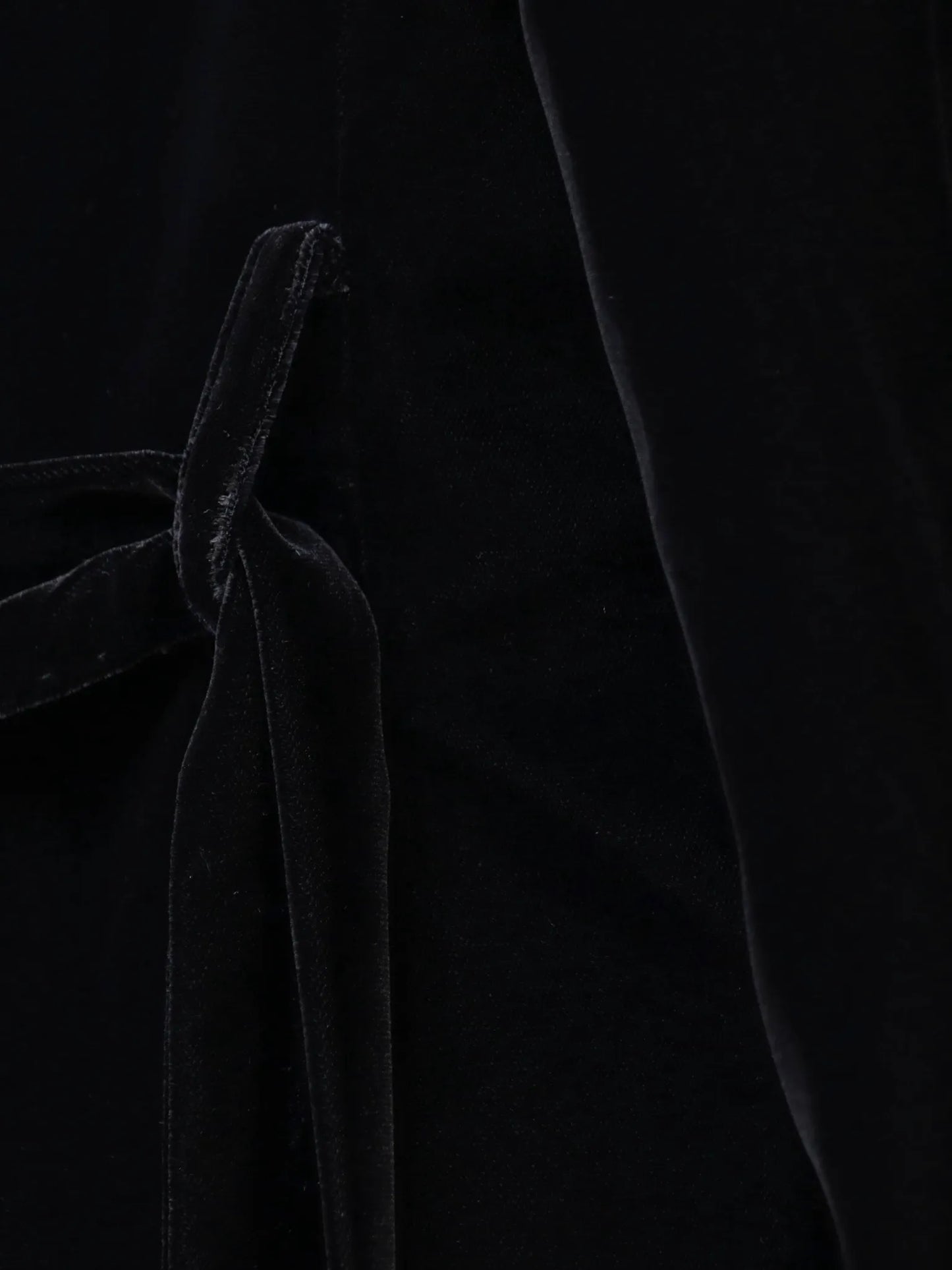 midorikawa-velvet-embroidery-jacket-black-embroidery-3