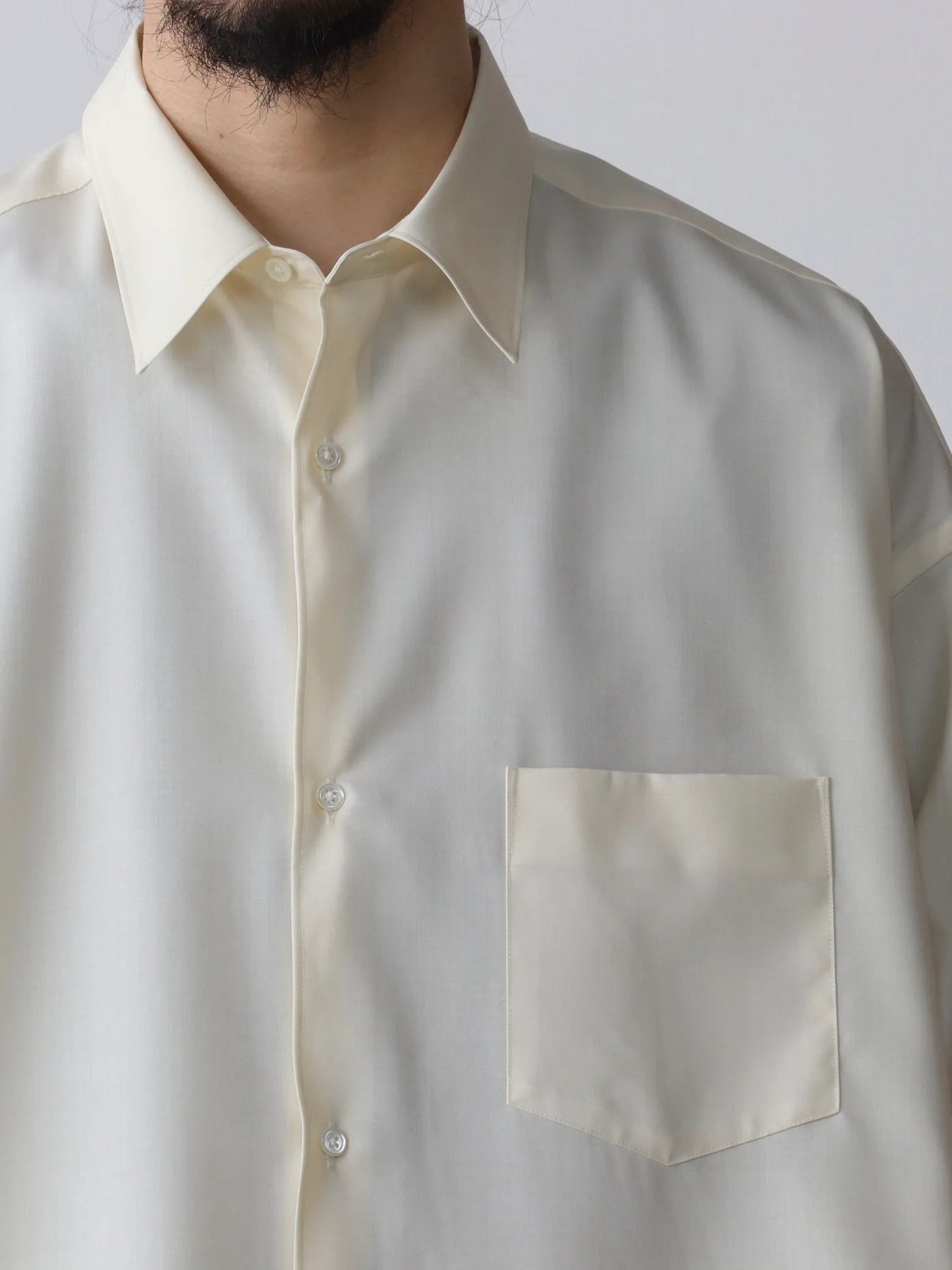 graphpaper-fine-wool-tropical-oversized-regular-collar-shirt-kinari-8