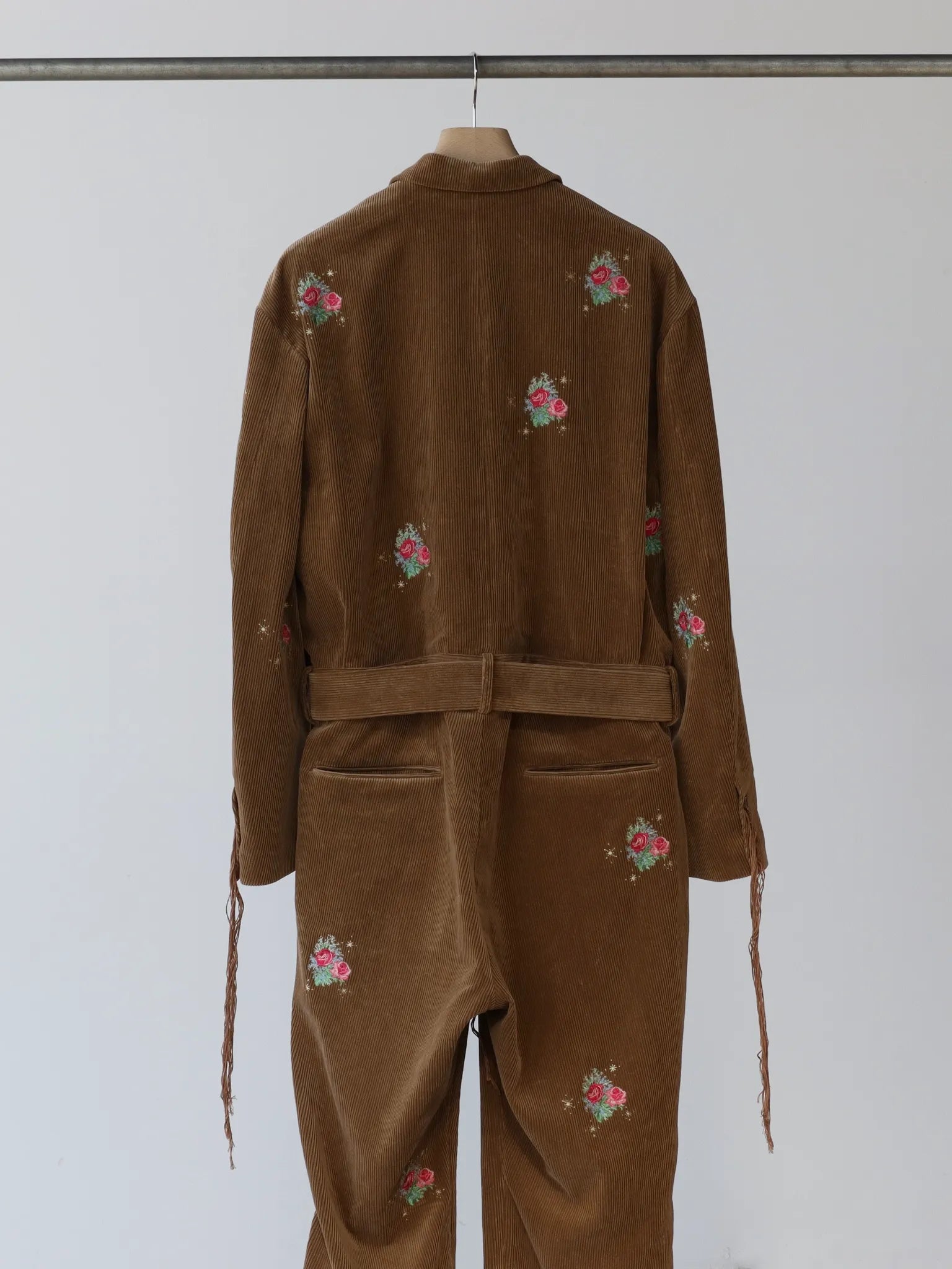 midorikawa-corduroy-jumpsuit-camel-embroidery-3