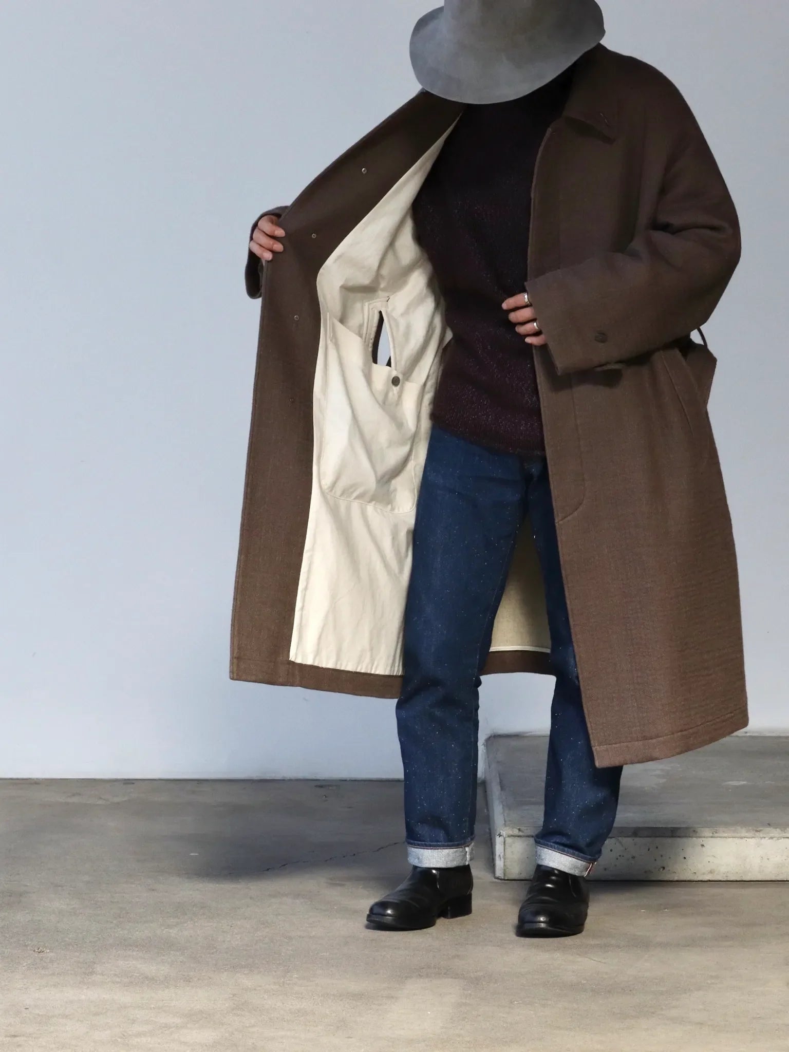 calmlence-balmacaan-coat-khaki-8