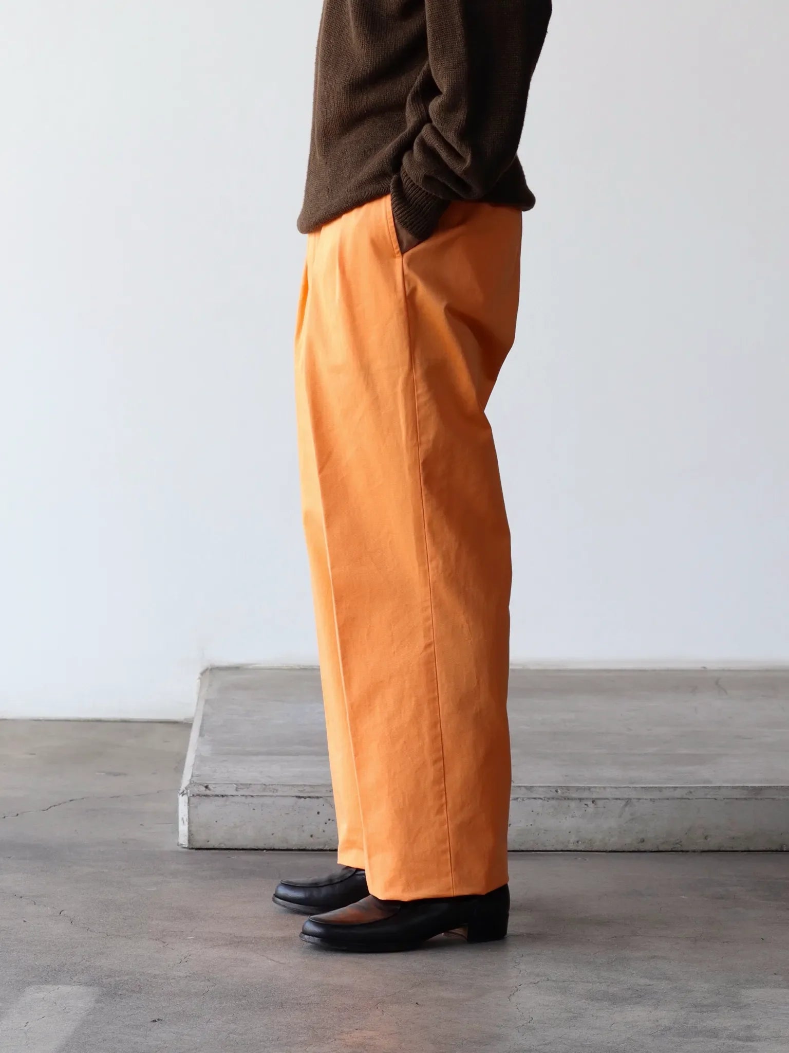 neat-neat-chino-orange-2