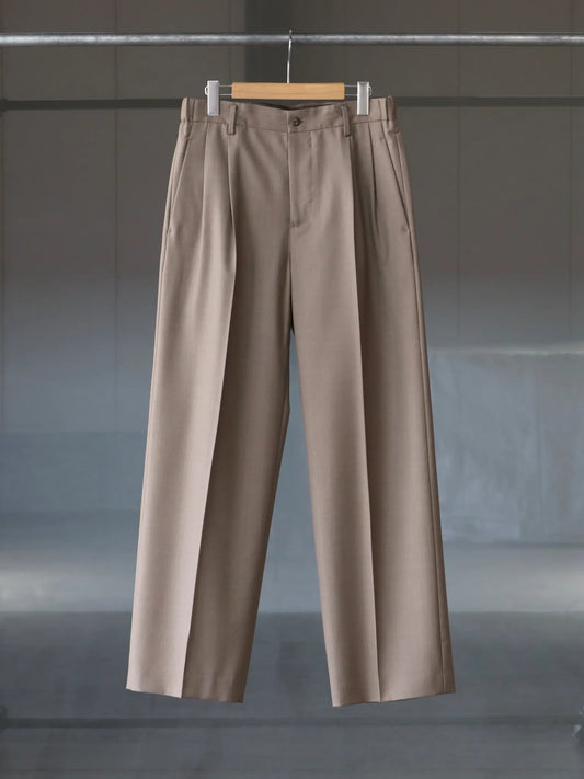 TWO TUCKS WIDE TROUSERS MOCHA BEIGE