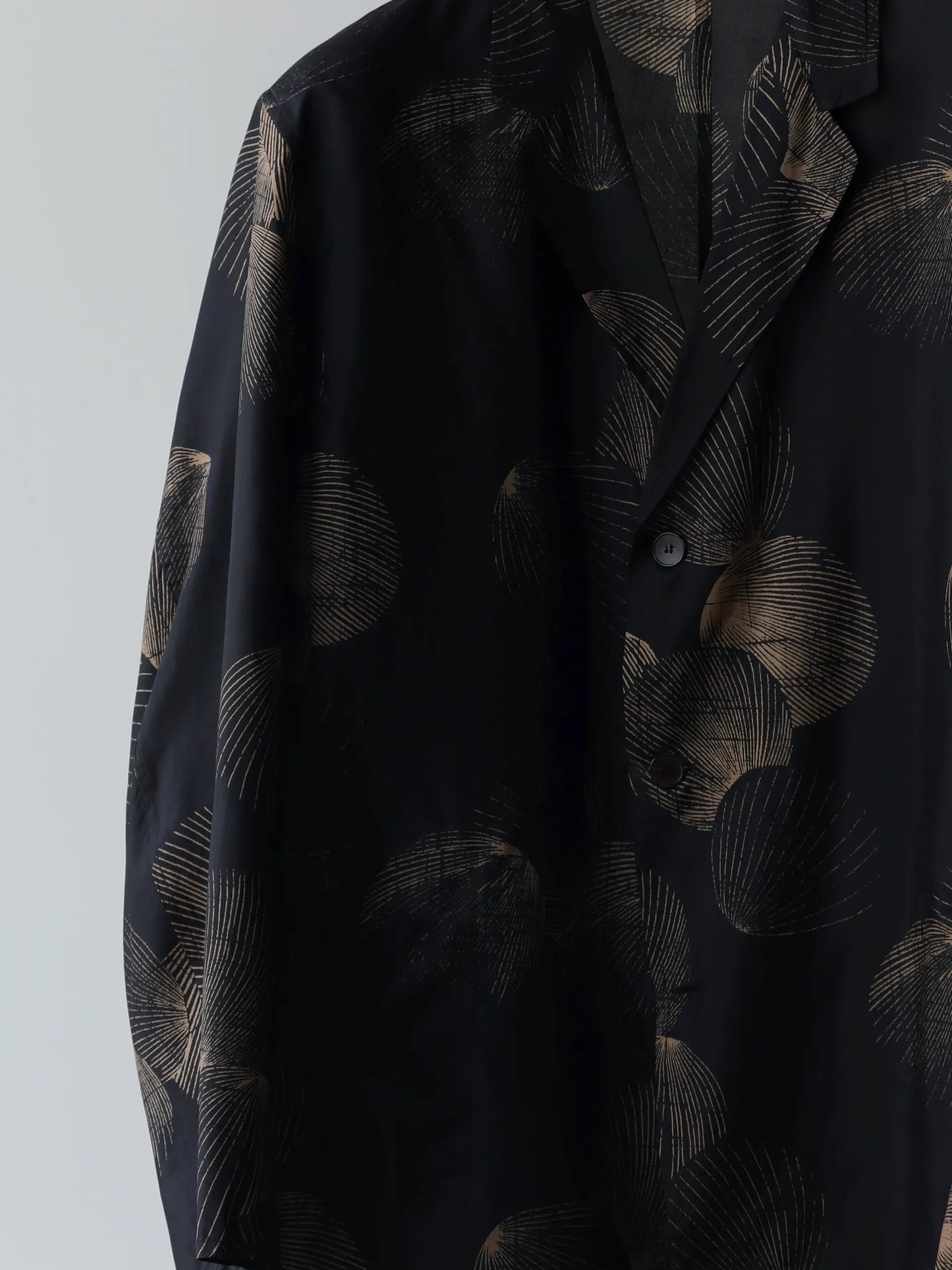 COMOLI Silk Shell Jacket SHELL | CASANOVA&CO Online Store COMOLI Silk Shell Jacket SHELL | CASANOVA&CO Online Store