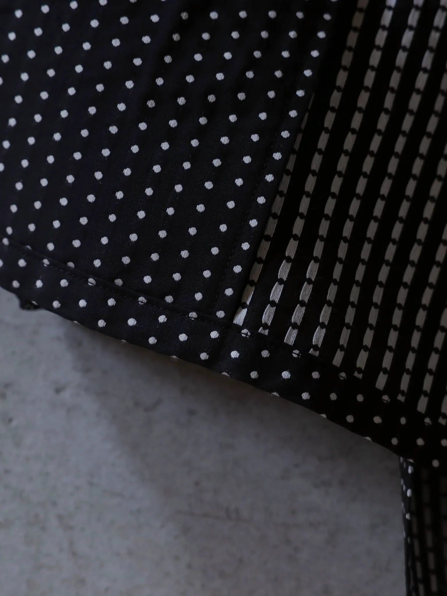 SARTO OPEN COLLAR BLOUSE BLACK/O.WHITE | CASANOVA&CO (カサノヴァ SARTO OPEN COLLAR BLOUSE BLACK/O.WHITE | CASANOVA&CO (カサノヴァ