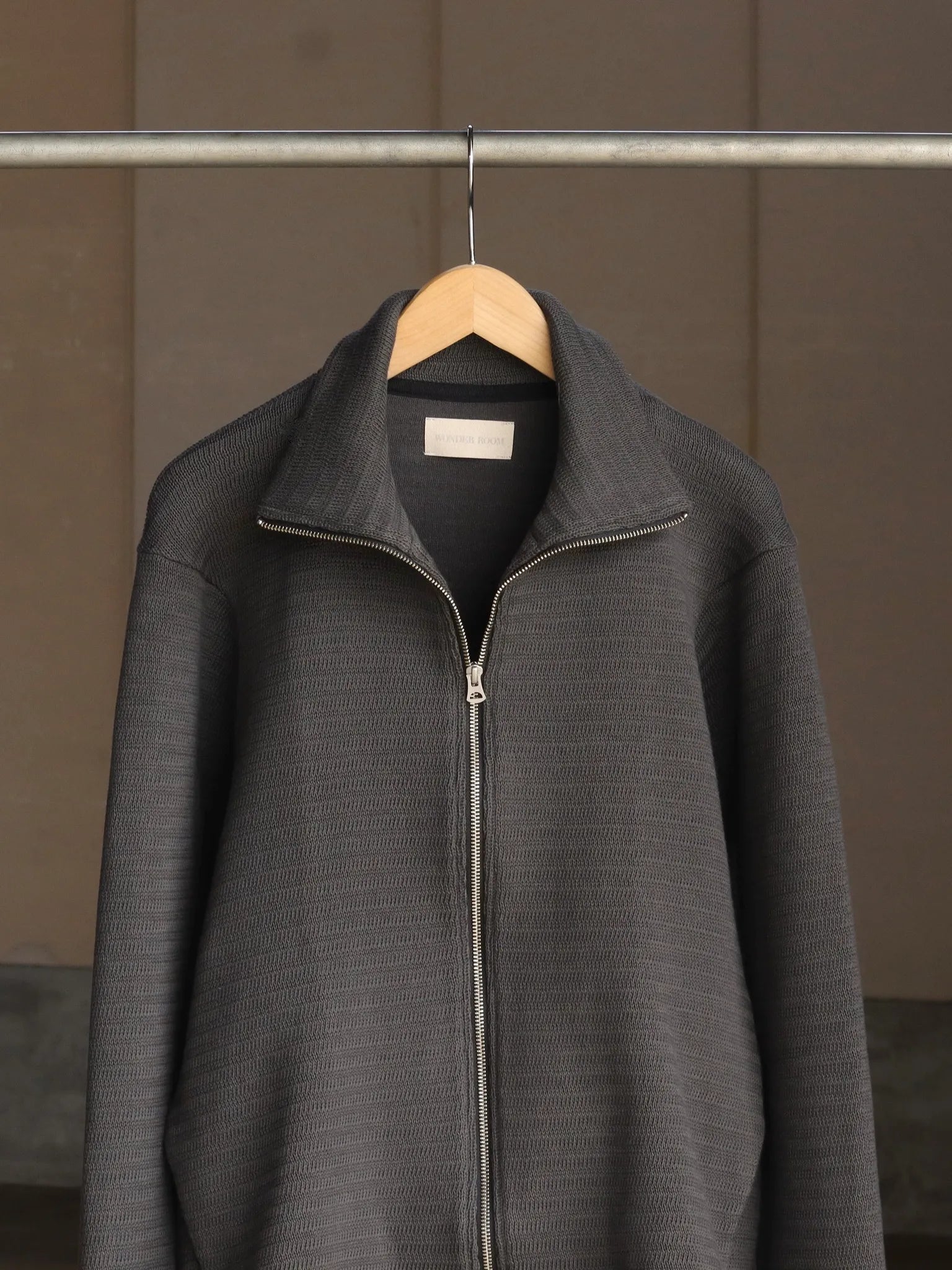 wonder-room-mars-drivers-v-gray-5