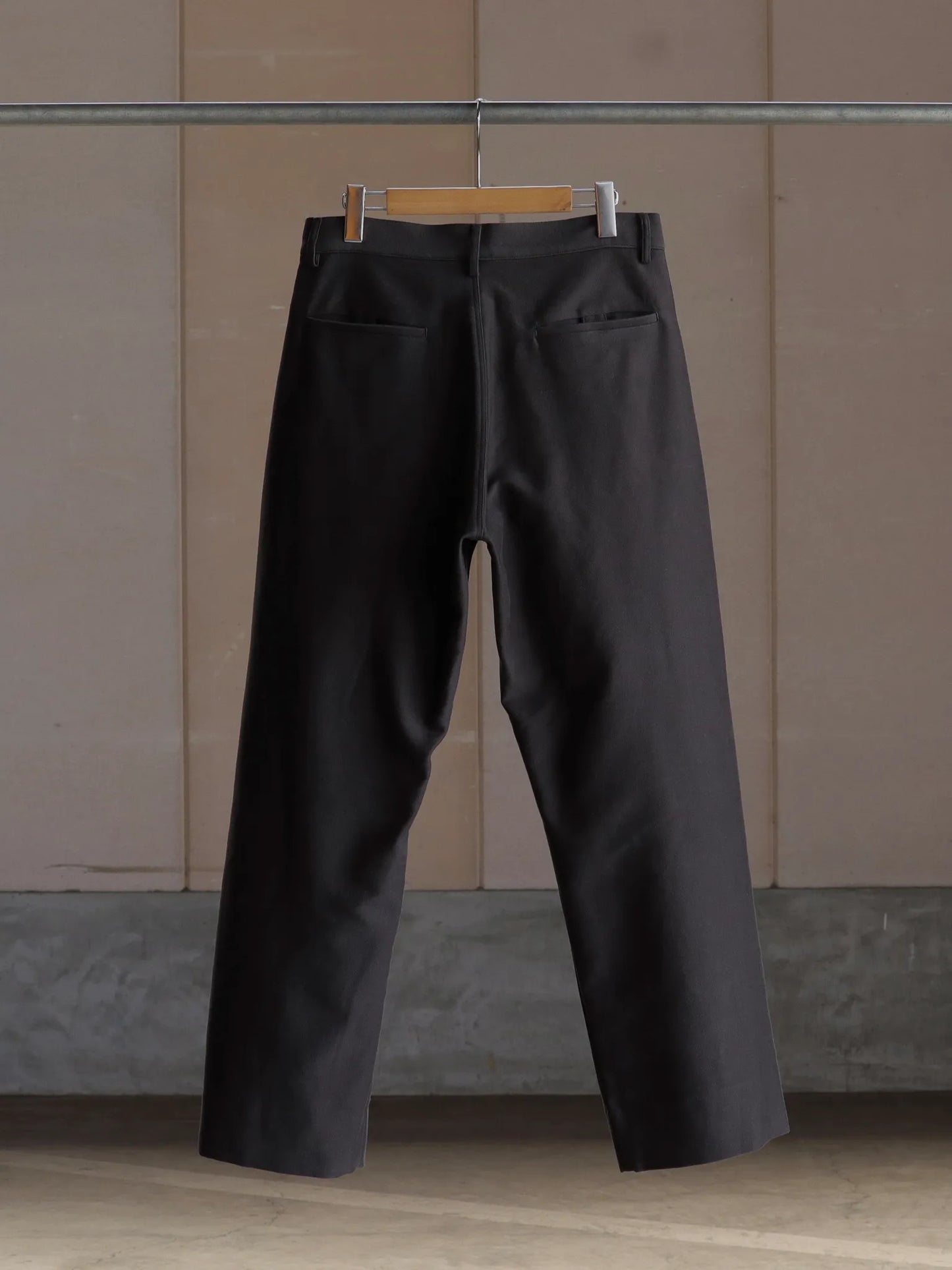 nonnotte-5-pockets-trousers-licorice-2