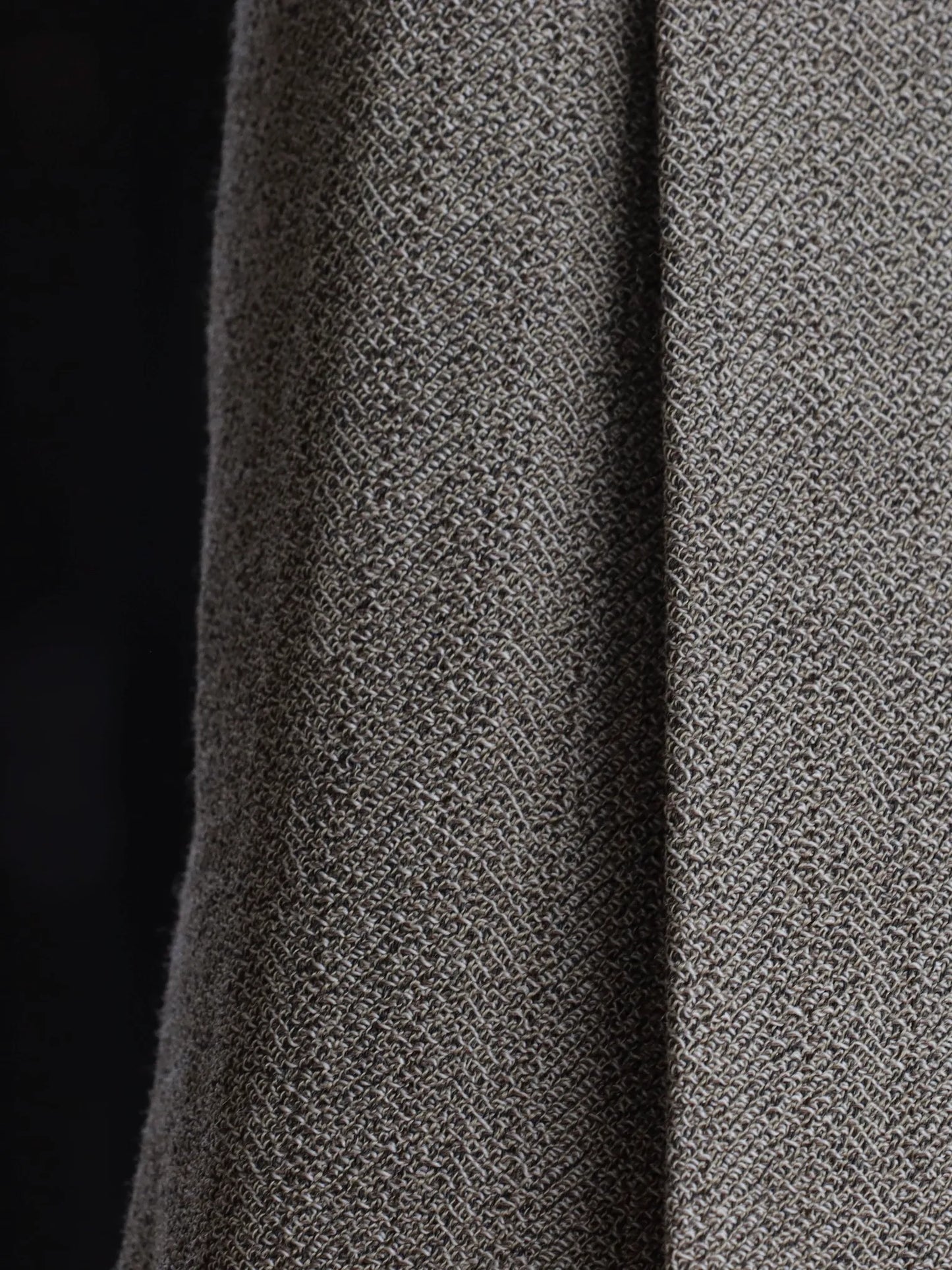 nonnotte-draping-crotch-box-pleats-trousers-original-geometric-brown-top-4