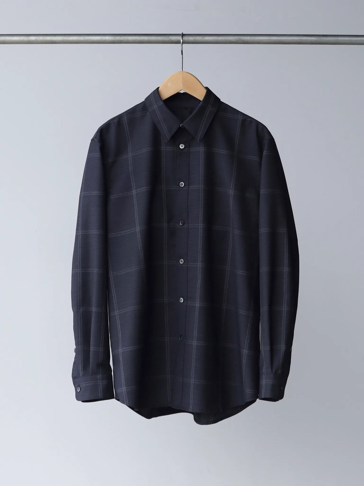 山内 ノーミュールシングウール・ビッグウィンドウペンシャツ(羽衿付き)black check | CASANOVA&CO (カサノヴァアンド ...