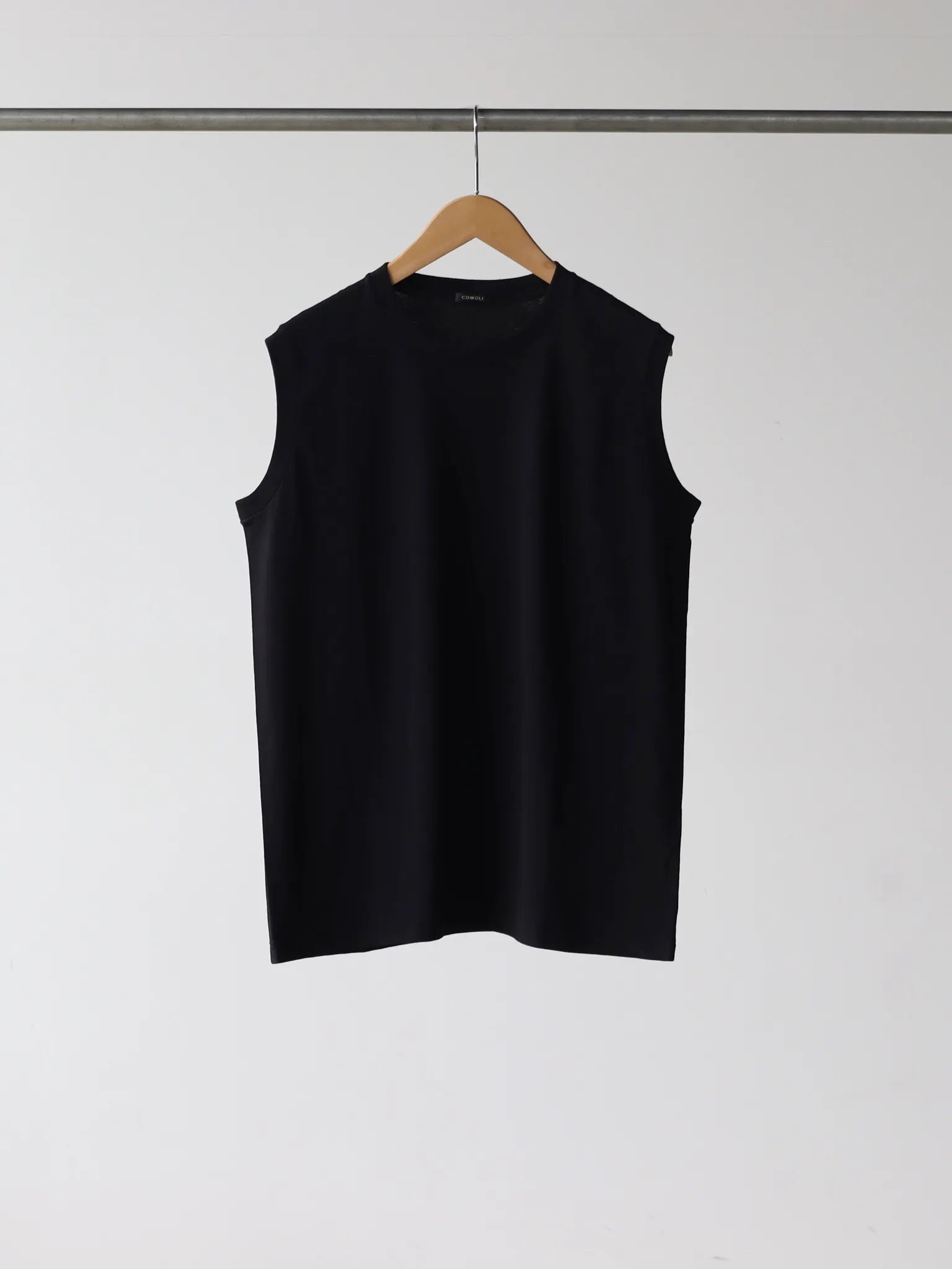 COMOLI コットンジャージ ノースリーブ FADE BLACK 2 24ss COMOLI コットンジャージ ノースリーブ FADE BLACK 2 24ss