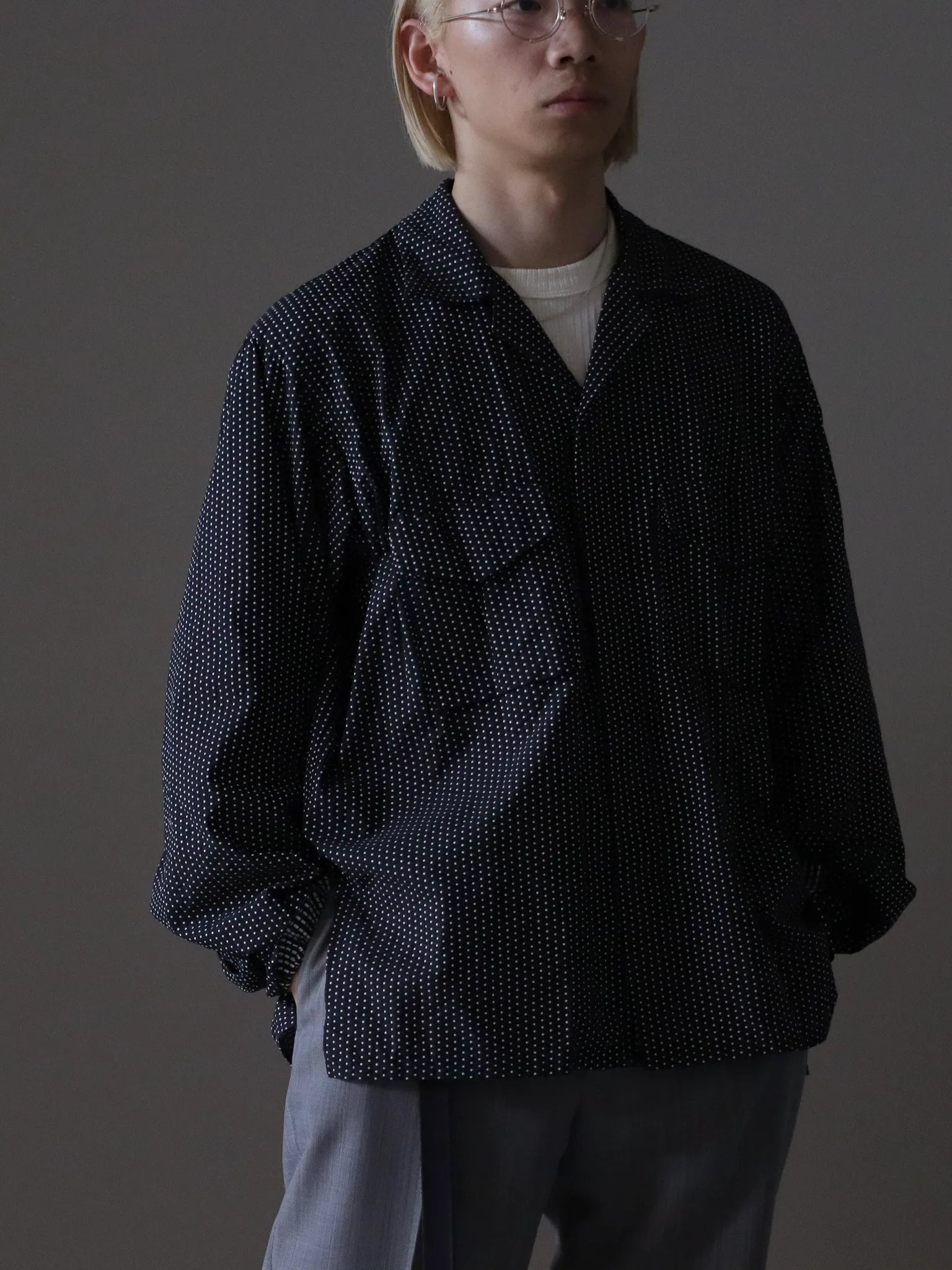 SARTO OPEN COLLAR BLOUSE BLACK/O.WHITE | CASANOVA&CO (カサノヴァ SARTO OPEN COLLAR BLOUSE BLACK/O.WHITE | CASANOVA&CO (カサノヴァ