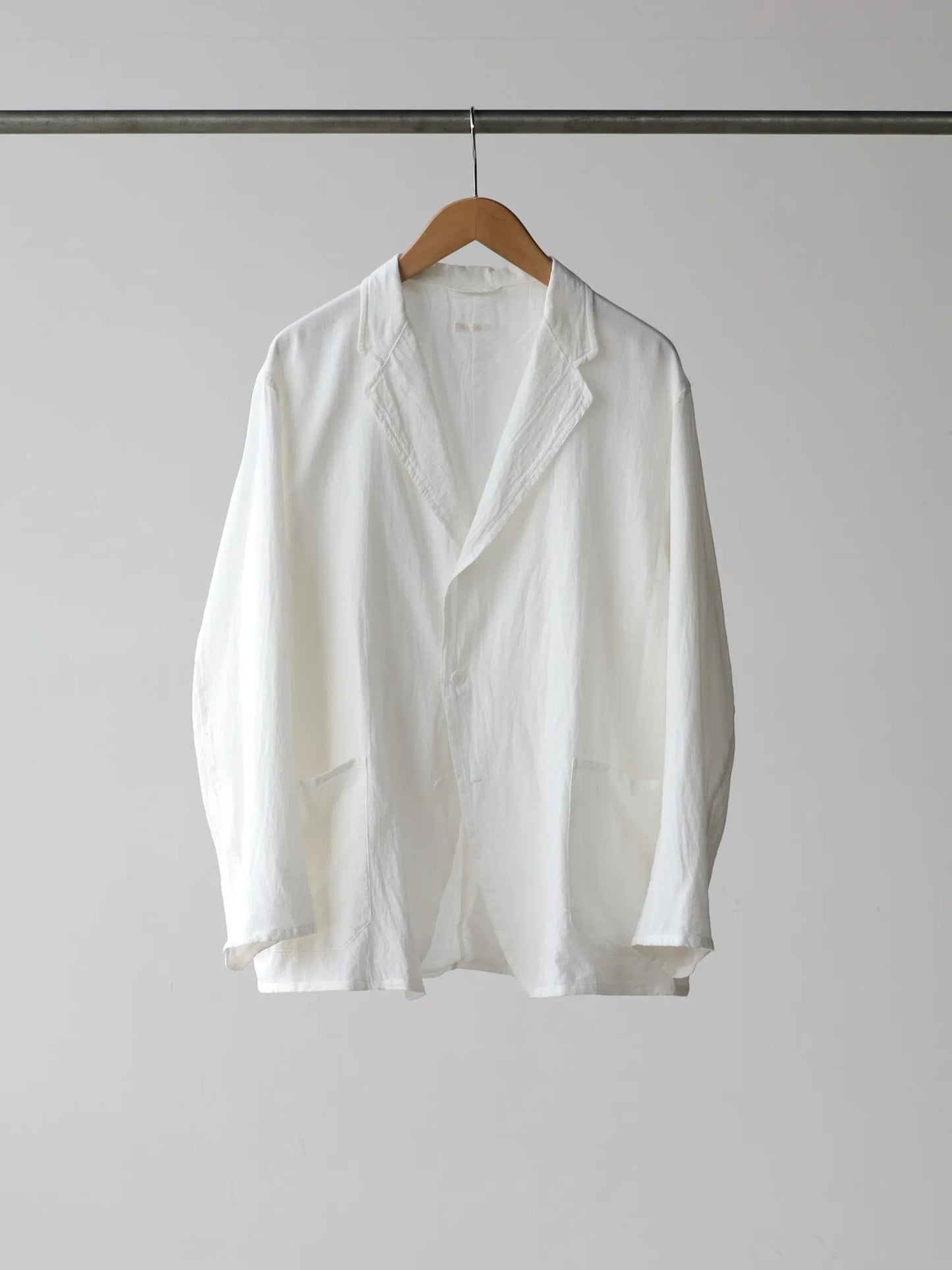 COMOLI KHADIコットン ジャケット WHITE | CASANOVA&CO (カサノヴァ COMOLI KHADIコットン ジャケット WHITE | CASANOVA&CO (カサノヴァ
