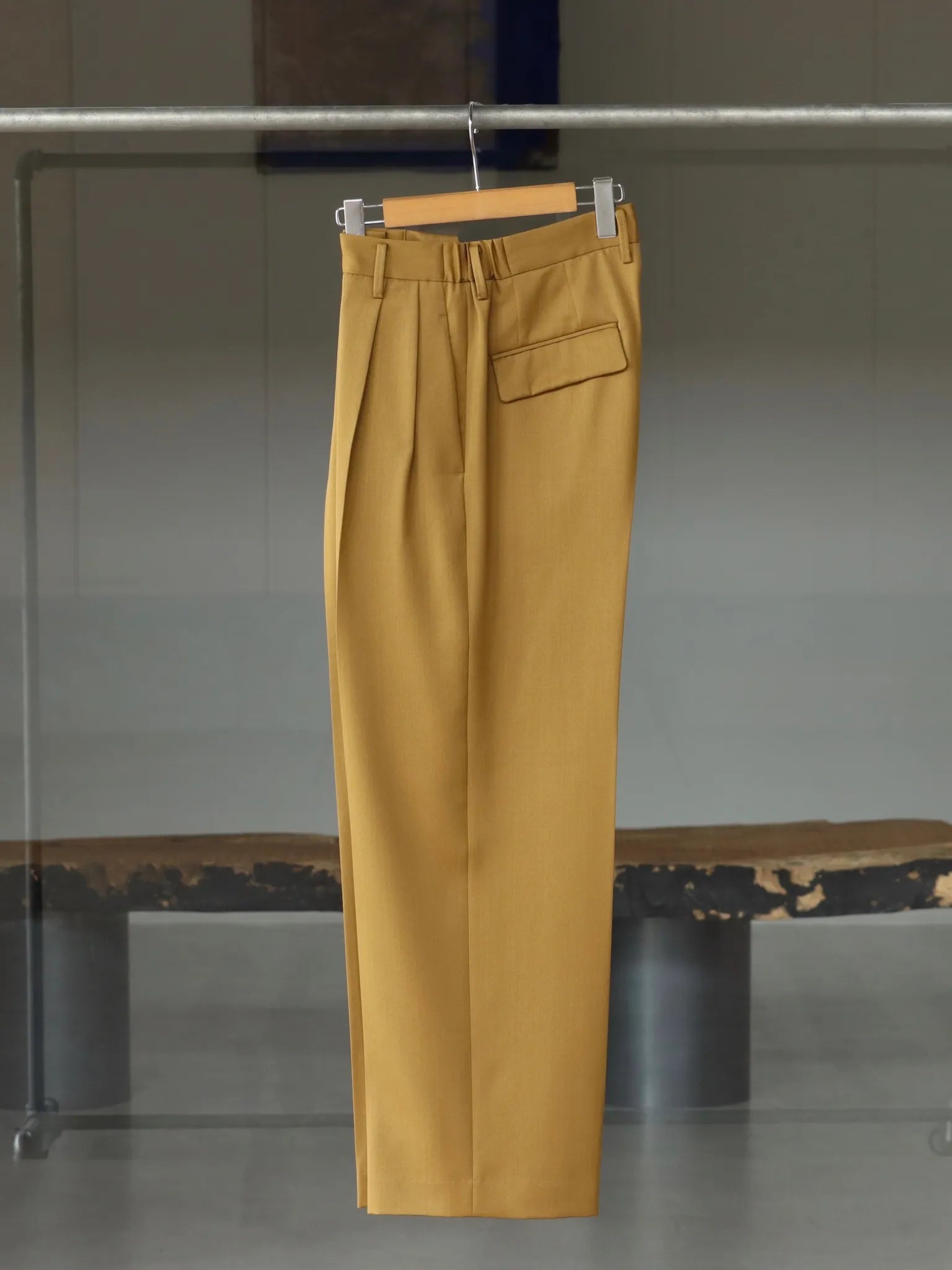 IRENISA | TWO TUCKS WIDE PANTS MUSTARD