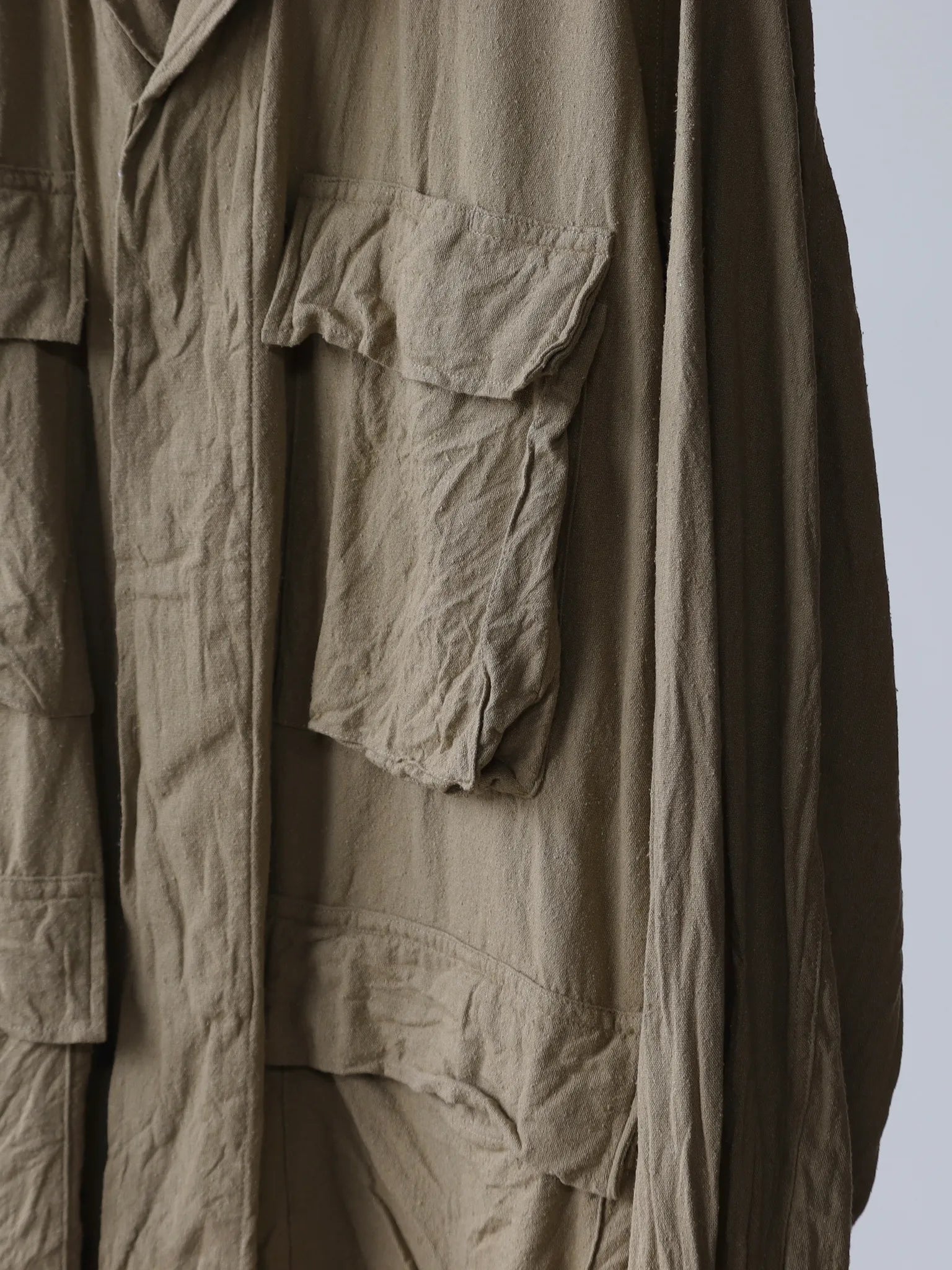 COMOLI ローシルク B.D.Uジャケット KHAKI | CASANOVA&CO (カサノヴァ COMOLI ローシルク B.D.Uジャケット KHAKI | CASANOVA&CO (カサノヴァ