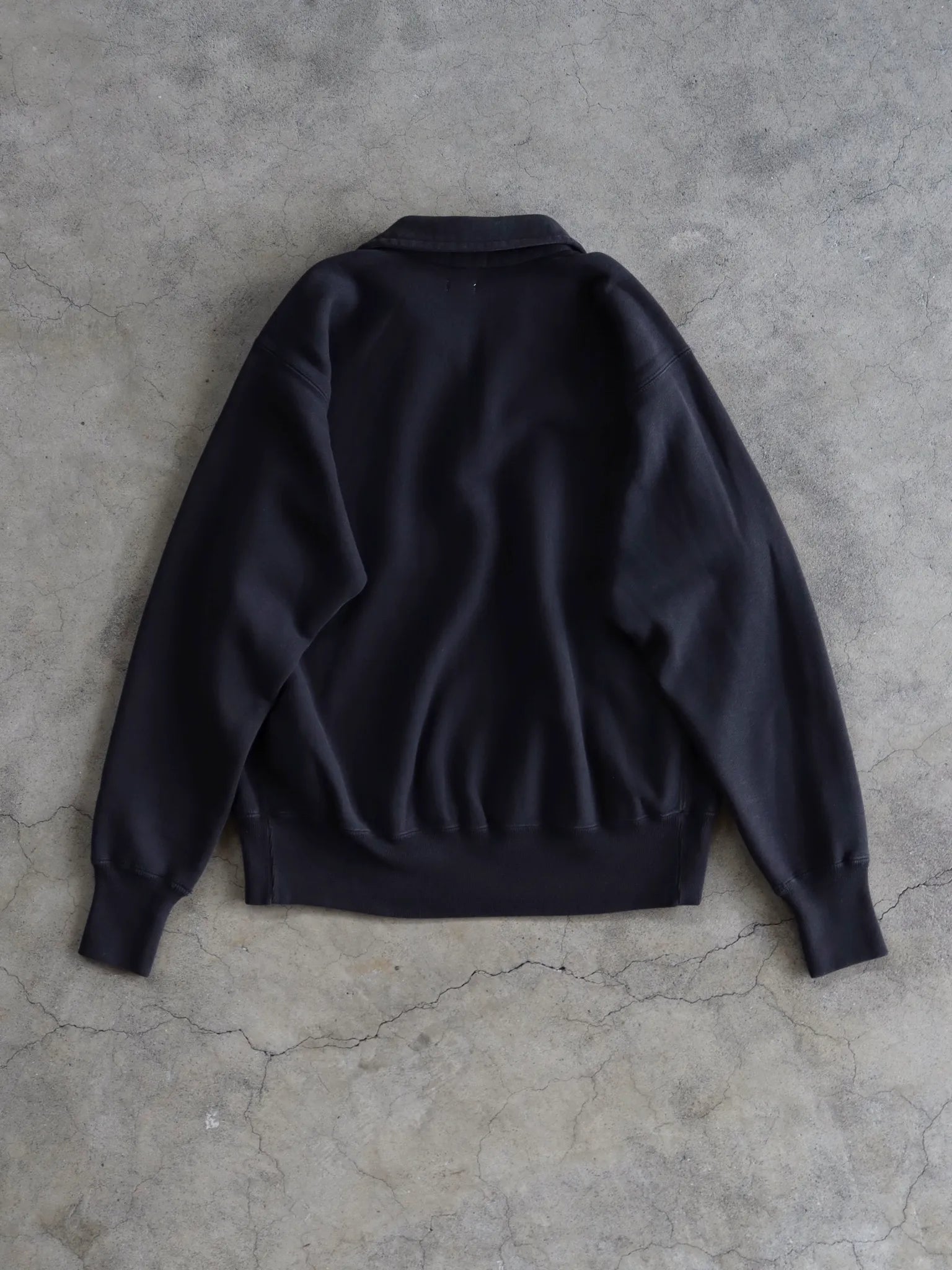 a-presse-vintage-half-zip-sweatshirt-black-2