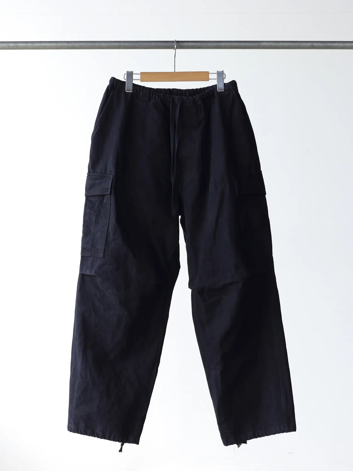COMOLI Black Drill 6P Pants BLACK | CASANOVA&CO Online Store