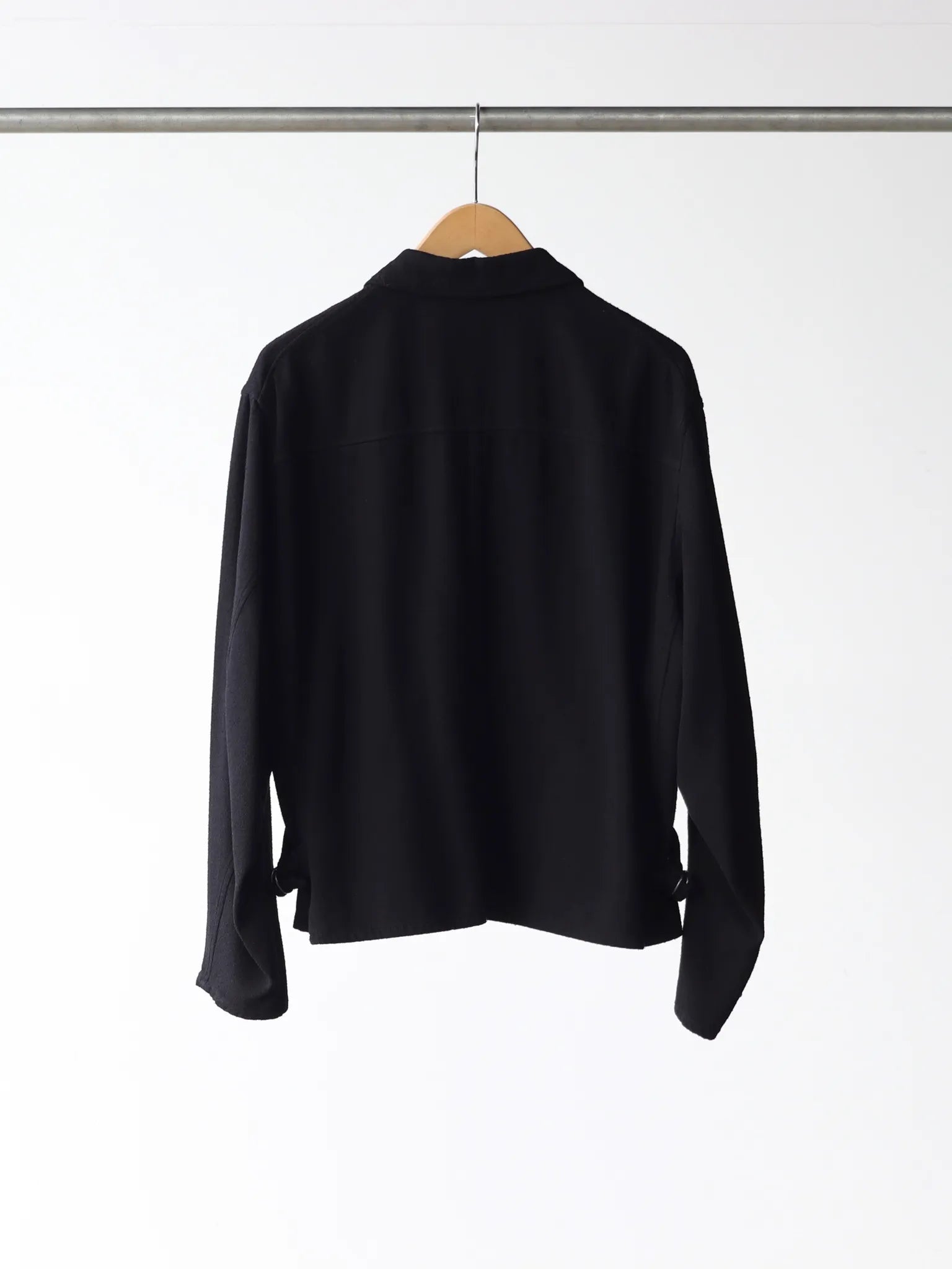 COMOLI Silk Nep Zip Short Jacket BLACK | CASANOVA&CO Online Store COMOLI Silk Nep Zip Short Jacket BLACK | CASANOVA&CO Online Store