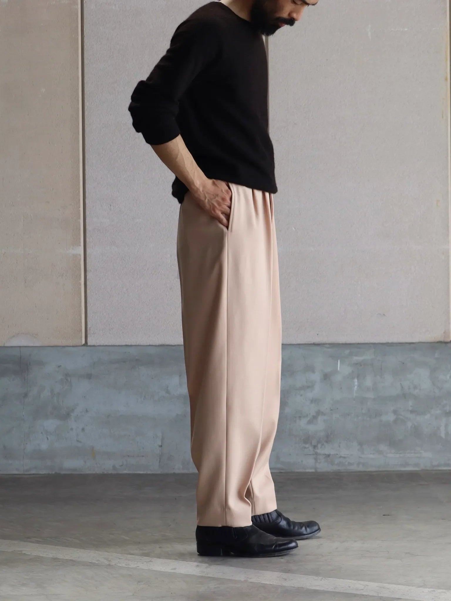 nonnotte-2-tack-wide-tapered-trousers-frappe-2