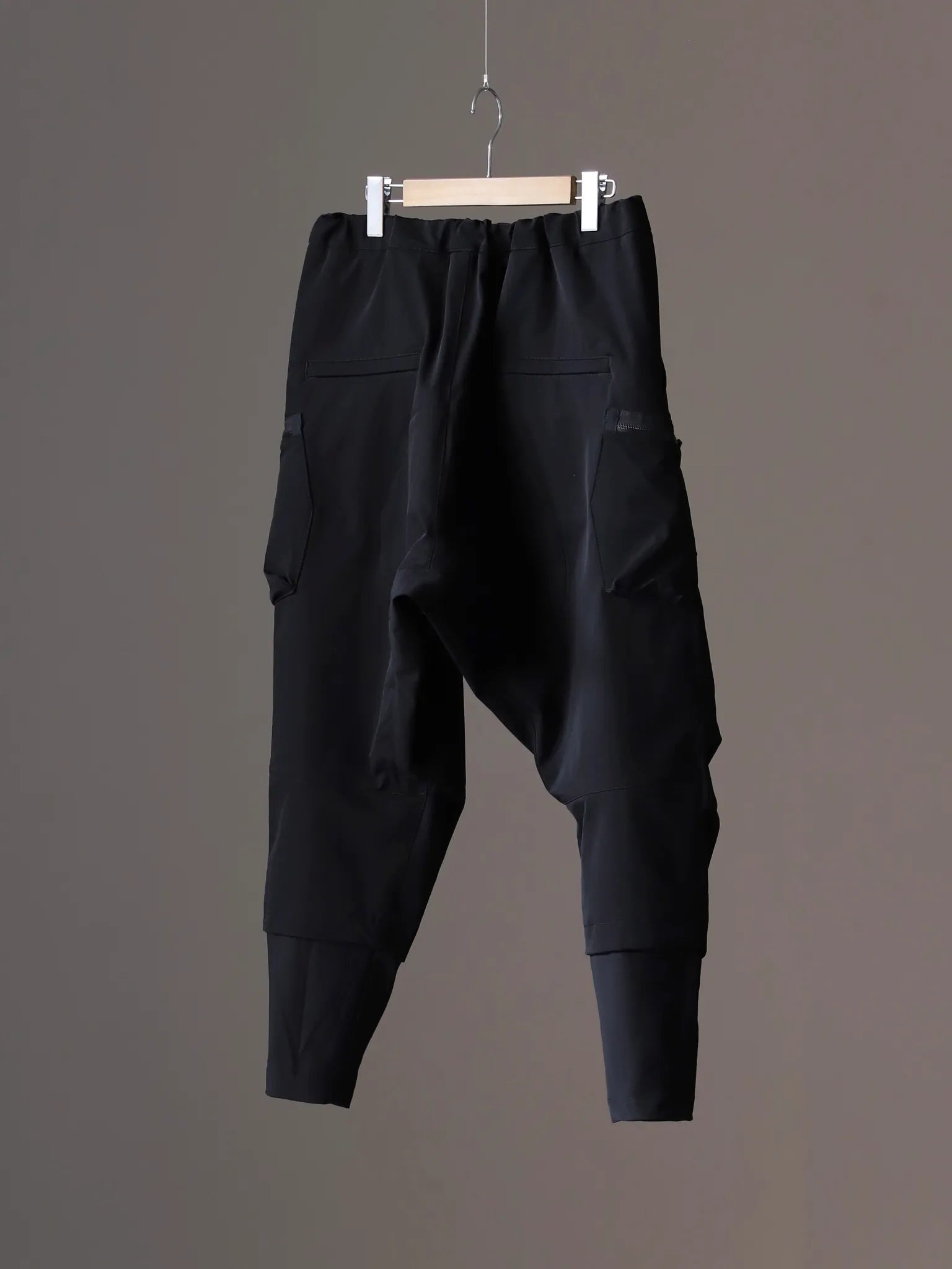 acronym-schoeller-dryskin-wide-drawcord-trousers-2