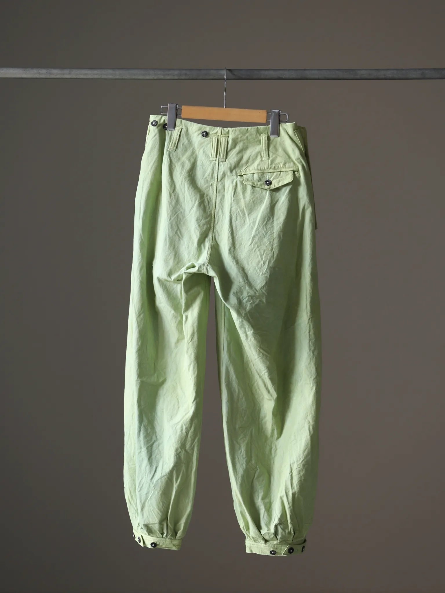 amachi-detachable-pocket-work-pants-green-2