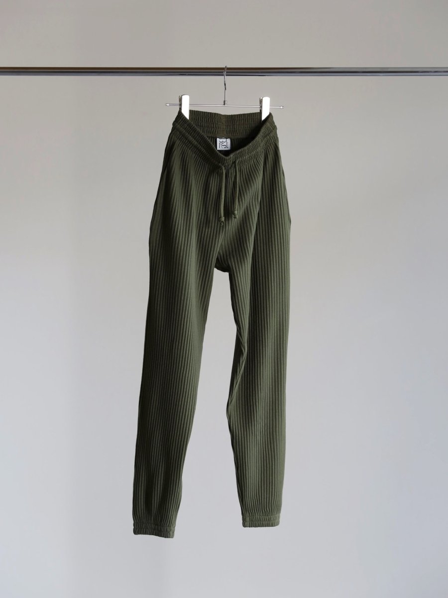 baserange-sweat-pants-dark-green-1