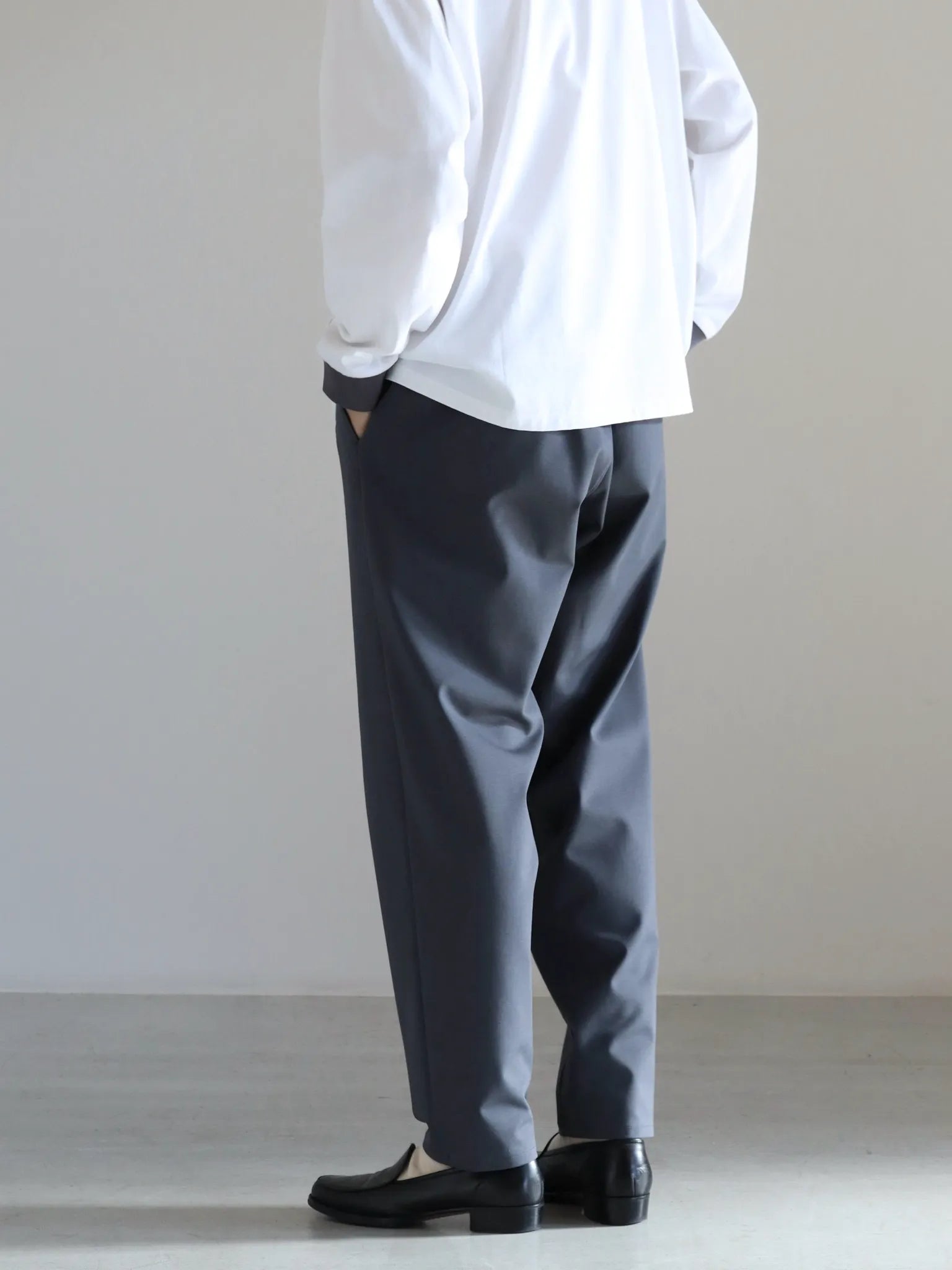 graphpaper-compact-ponte-chef-pants-c-gray-4