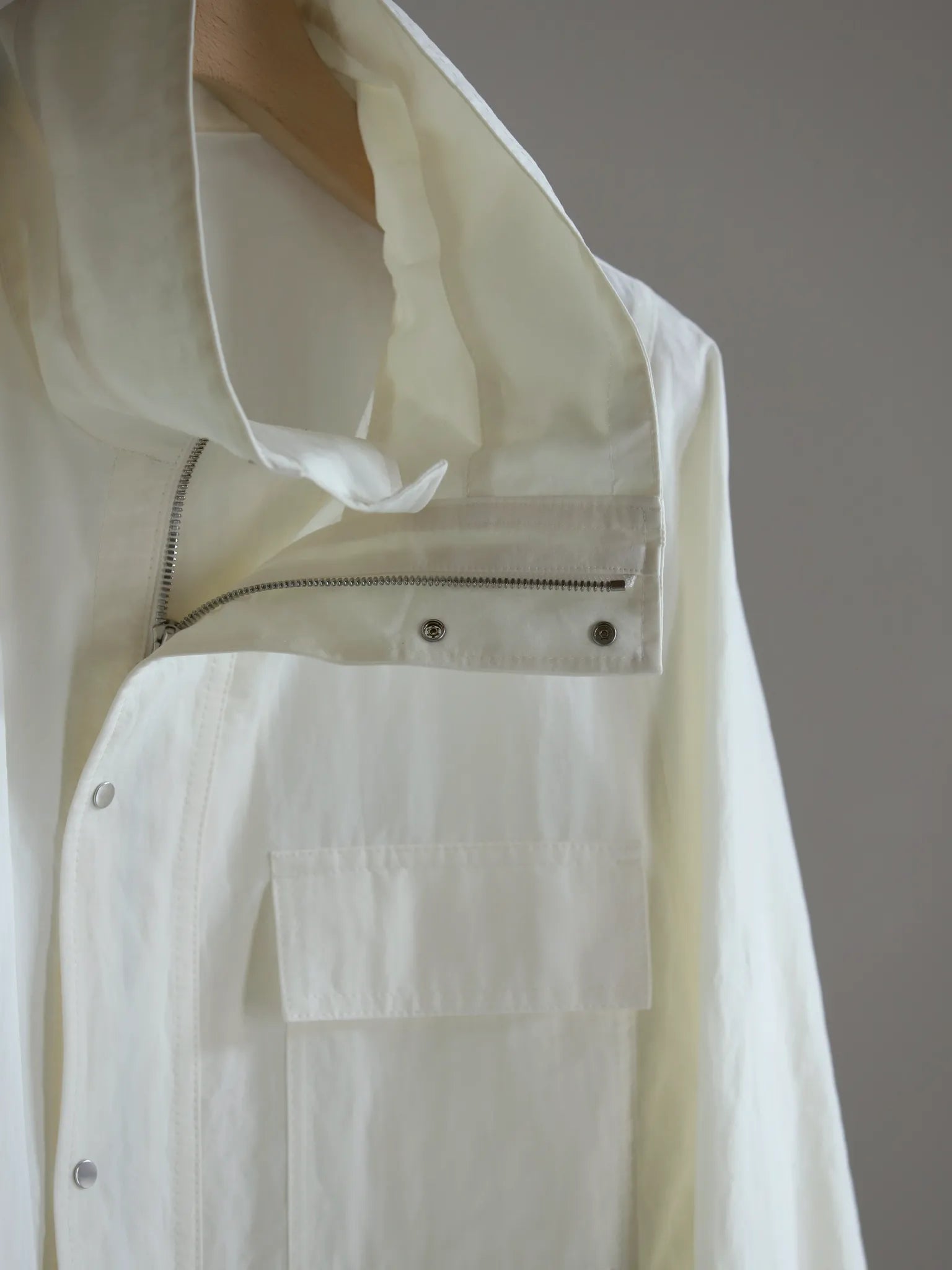 irenisa-stand-collar-zip-coat-white-7