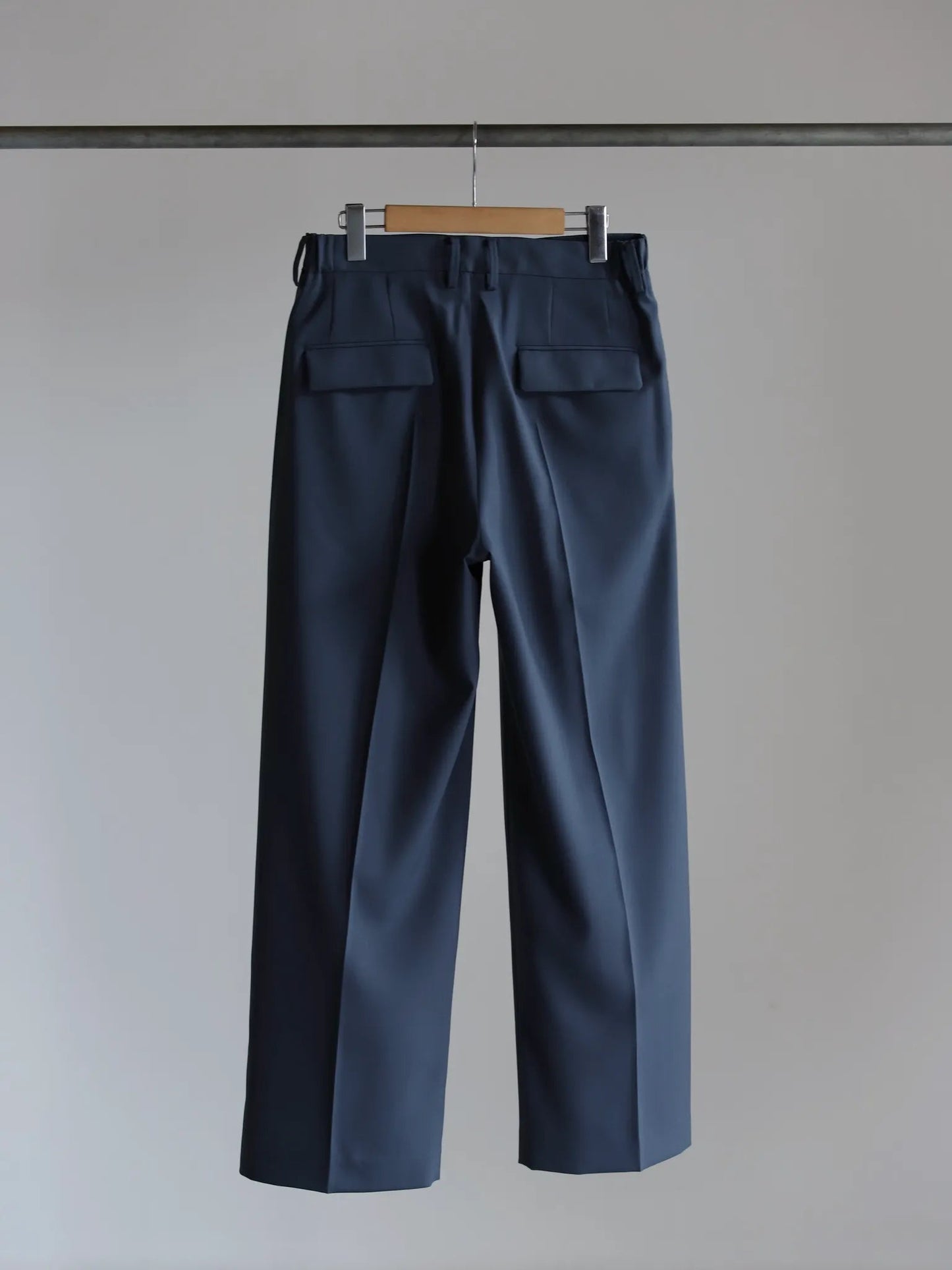 irenisa-two-tucks-wide-pants-blue-gray-2
