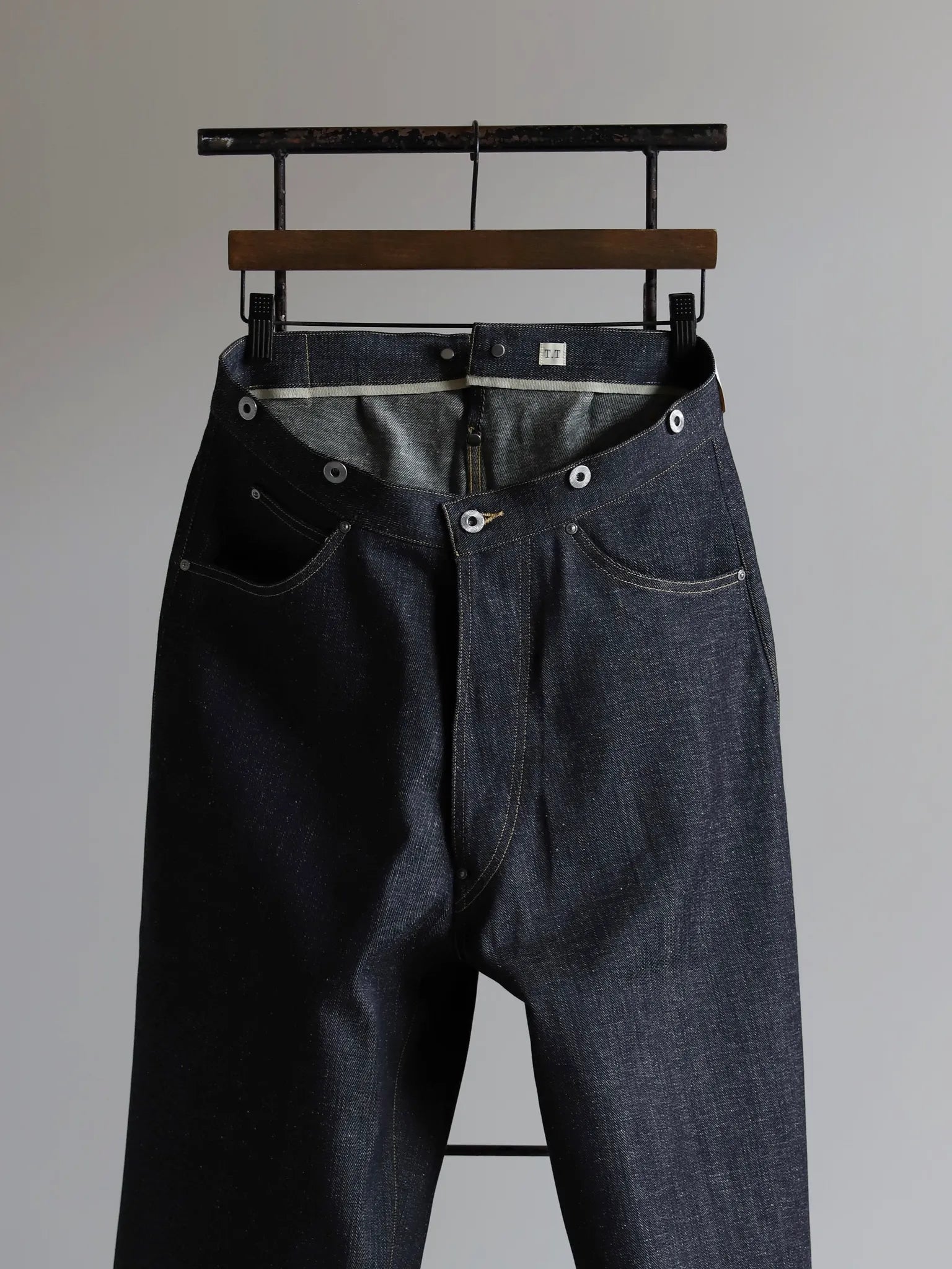 t-t-buckle-backed-denim-trousers-raw-indigo-3