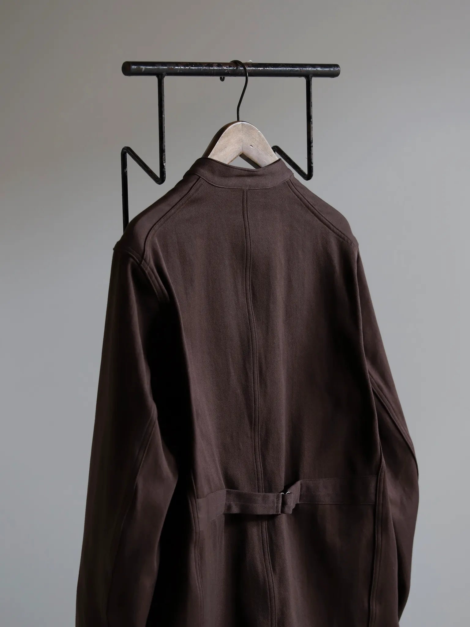 taiga-takahashi-stand-collar-jacket-brown-5
