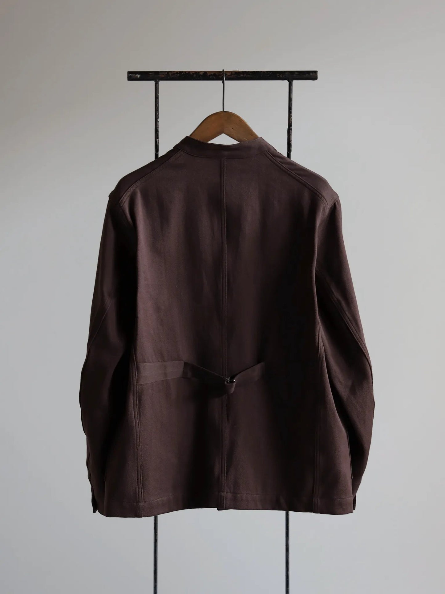 taiga-takahashi-stand-collar-jacket-brown-2