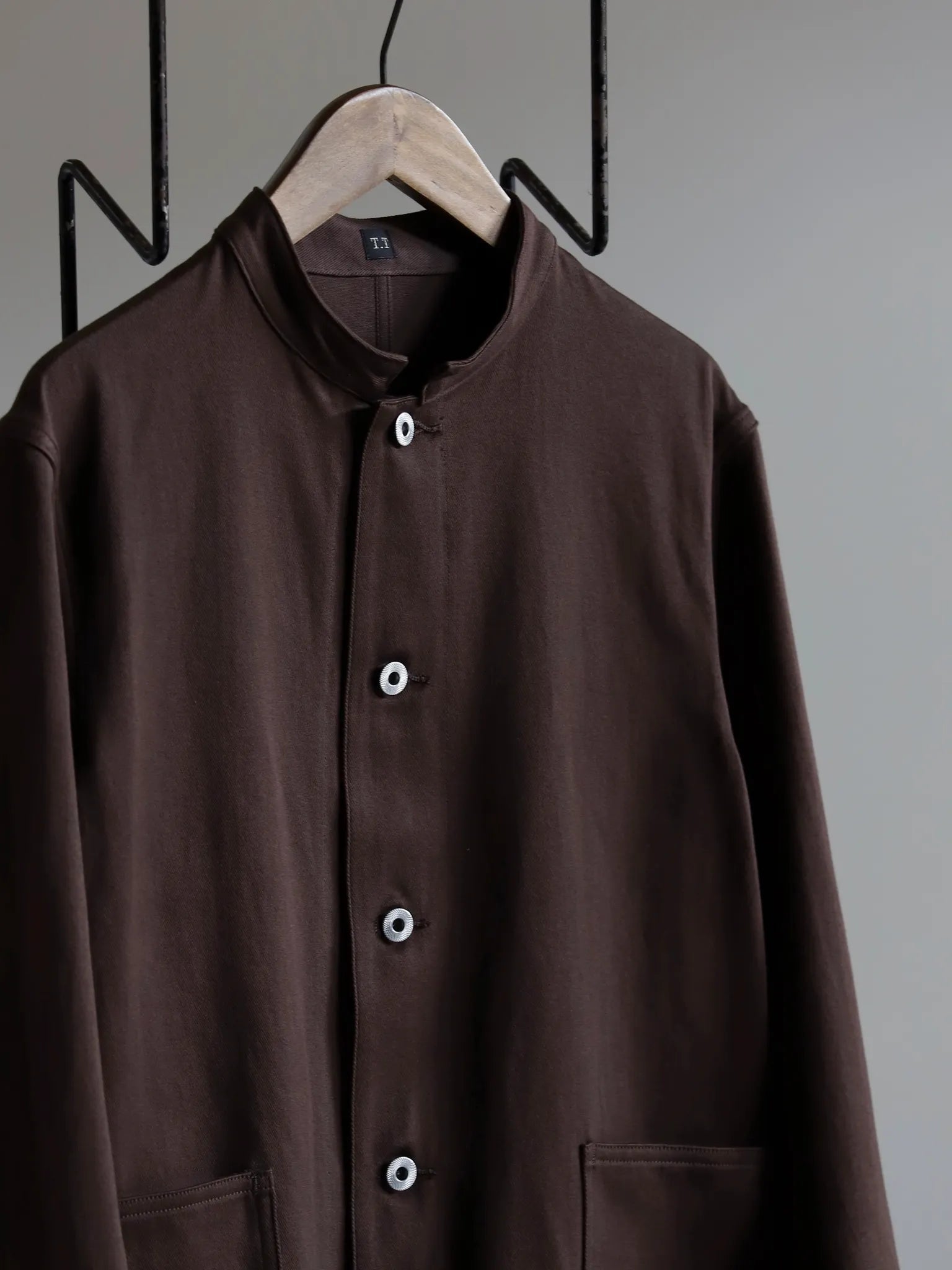 taiga-takahashi-stand-collar-jacket-brown-3