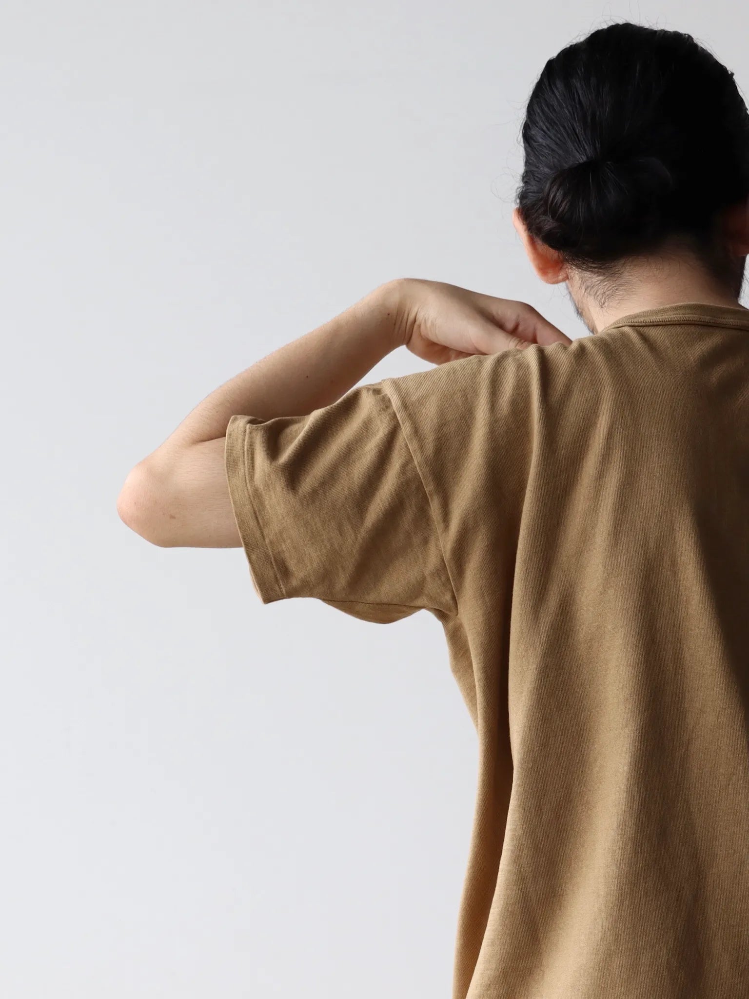 taiga-takahashi-tee-shirt-camel-5