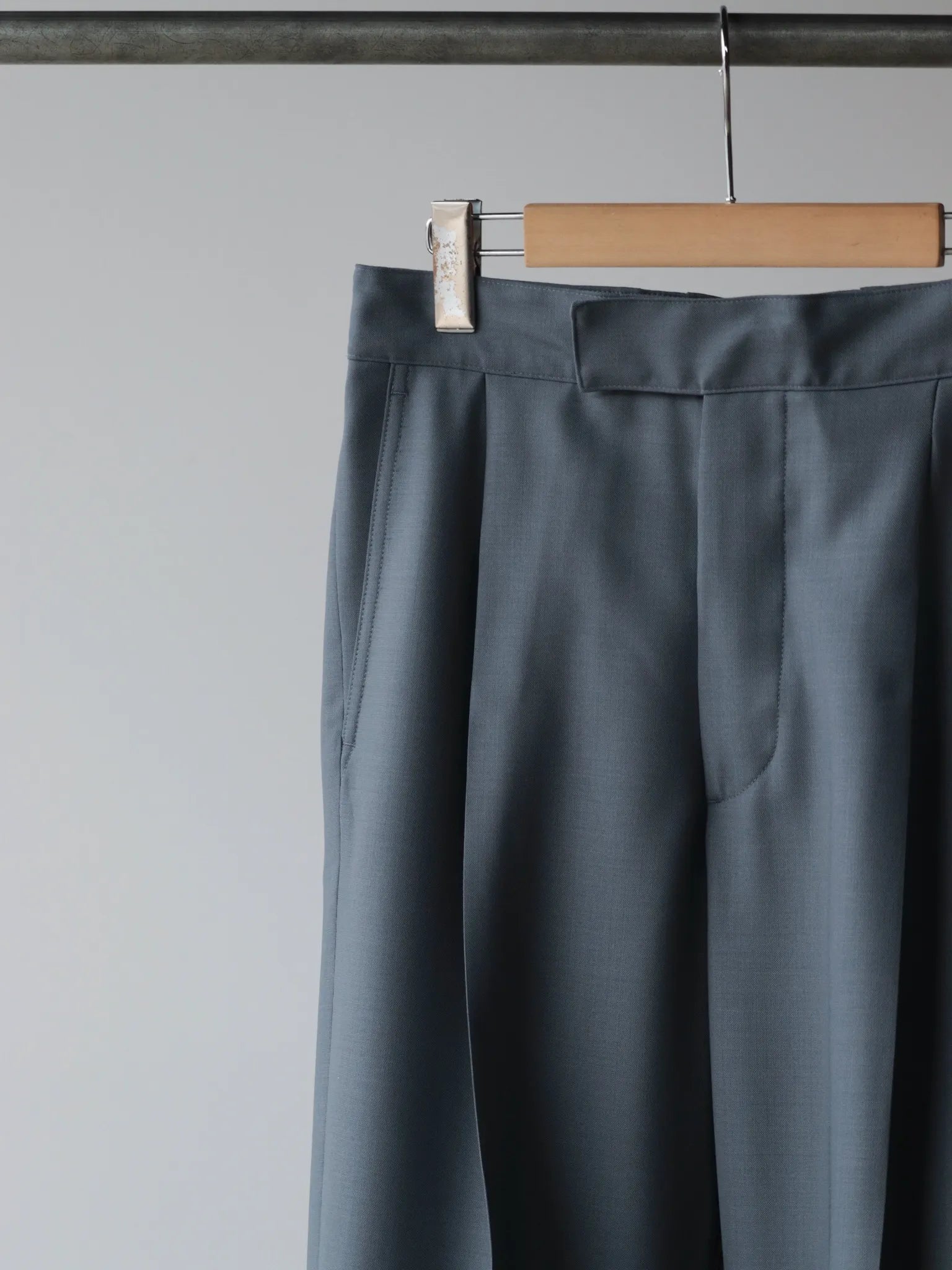 the-clasik-back-belt-trouser-metalic-grey-3