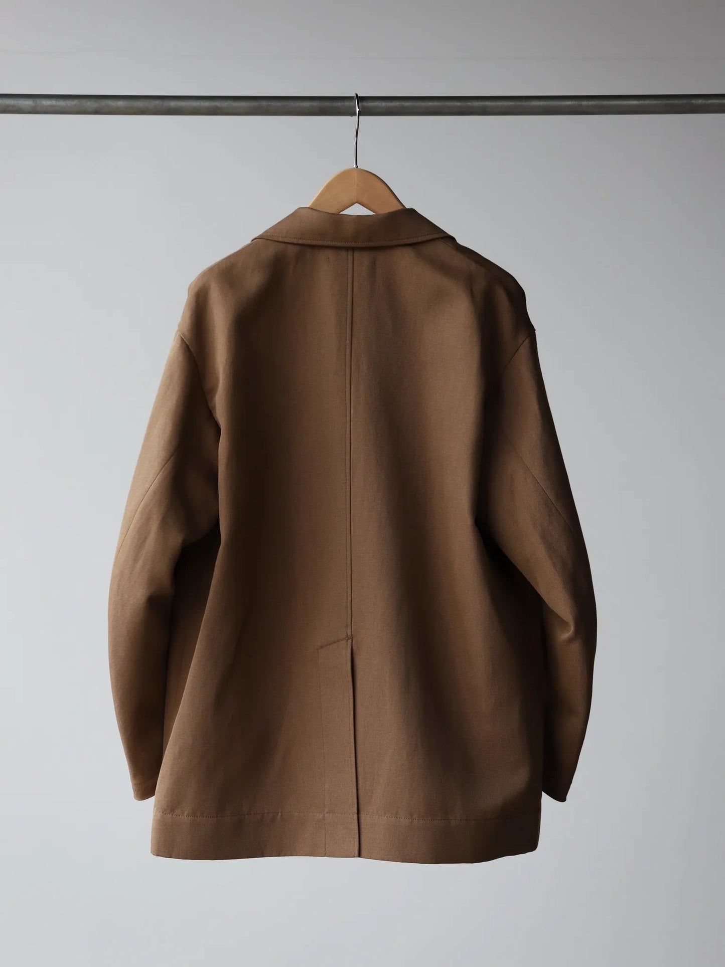 tilt-the-autentics-3-fabric-back-satin-gabardine-open-collar-jacket-dark-ocher-2