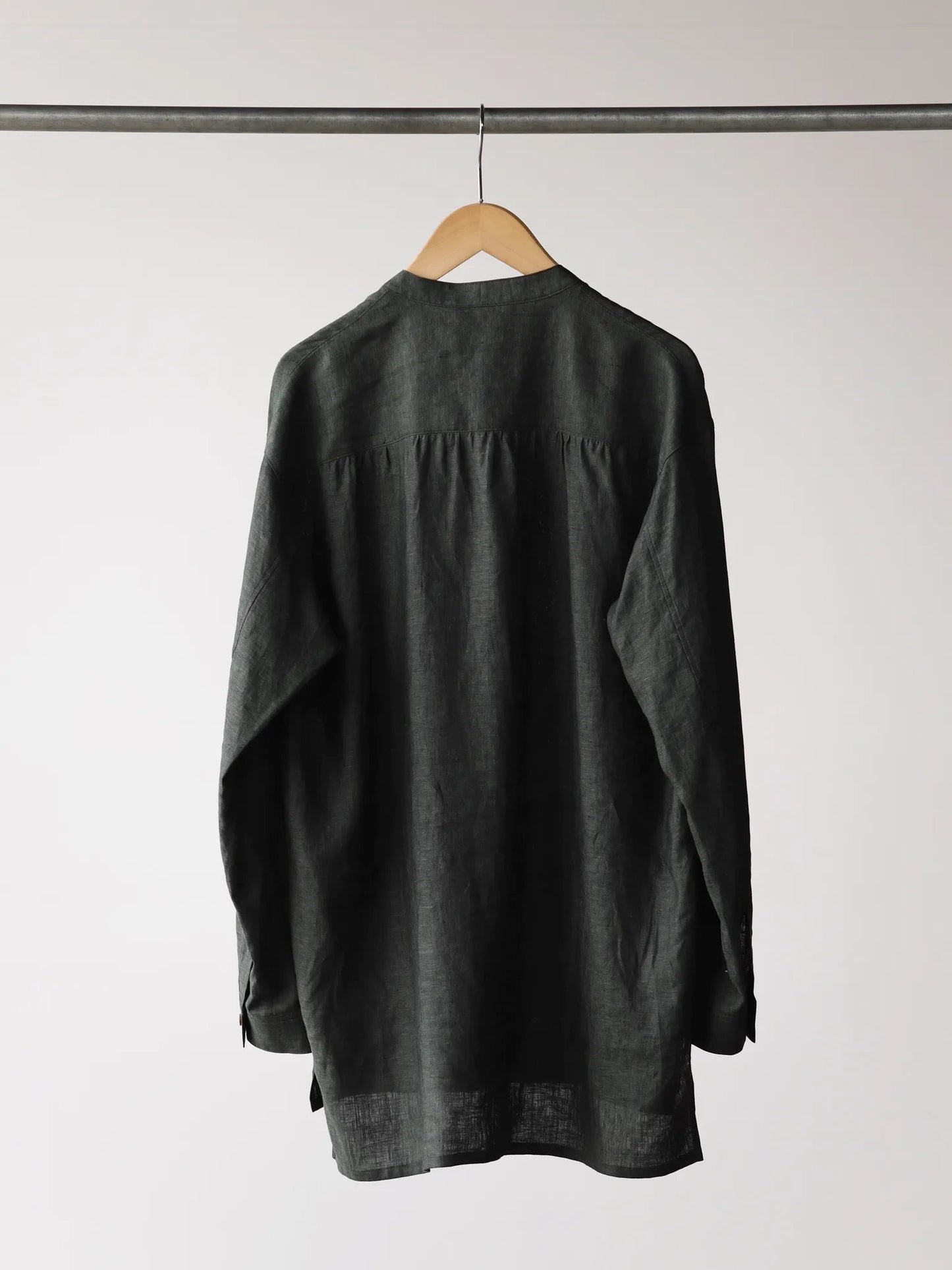 tilt-the-authentics-soft-linen-pullover-shirt-dark-green-2